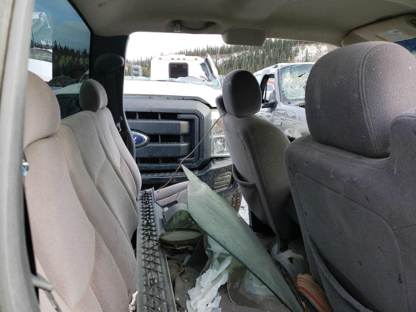 Zdjęcie 6 z aukcji – 2014 GMC SIERRA K35 z VIN 1GD423C85EF142469