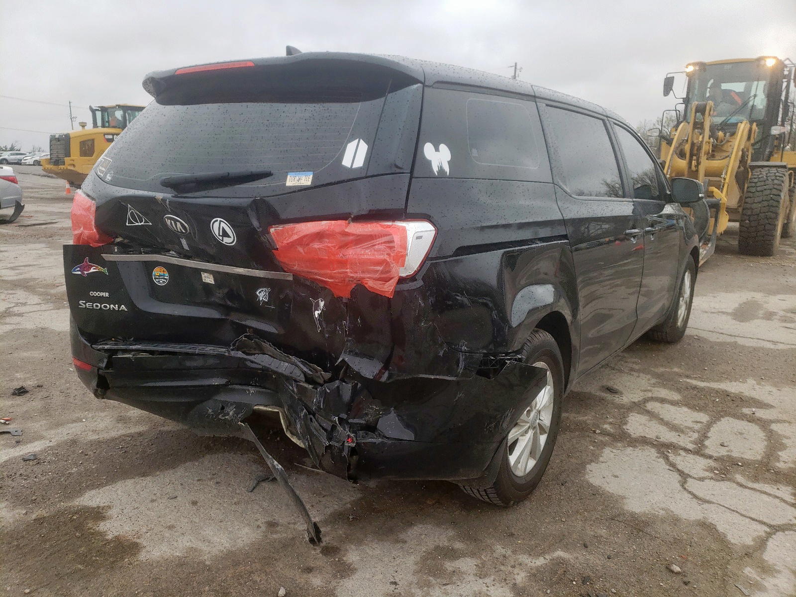 Photo 4 from auction – 2018 KIA SEDONA L with VIN KNDMA5C19J6378316
