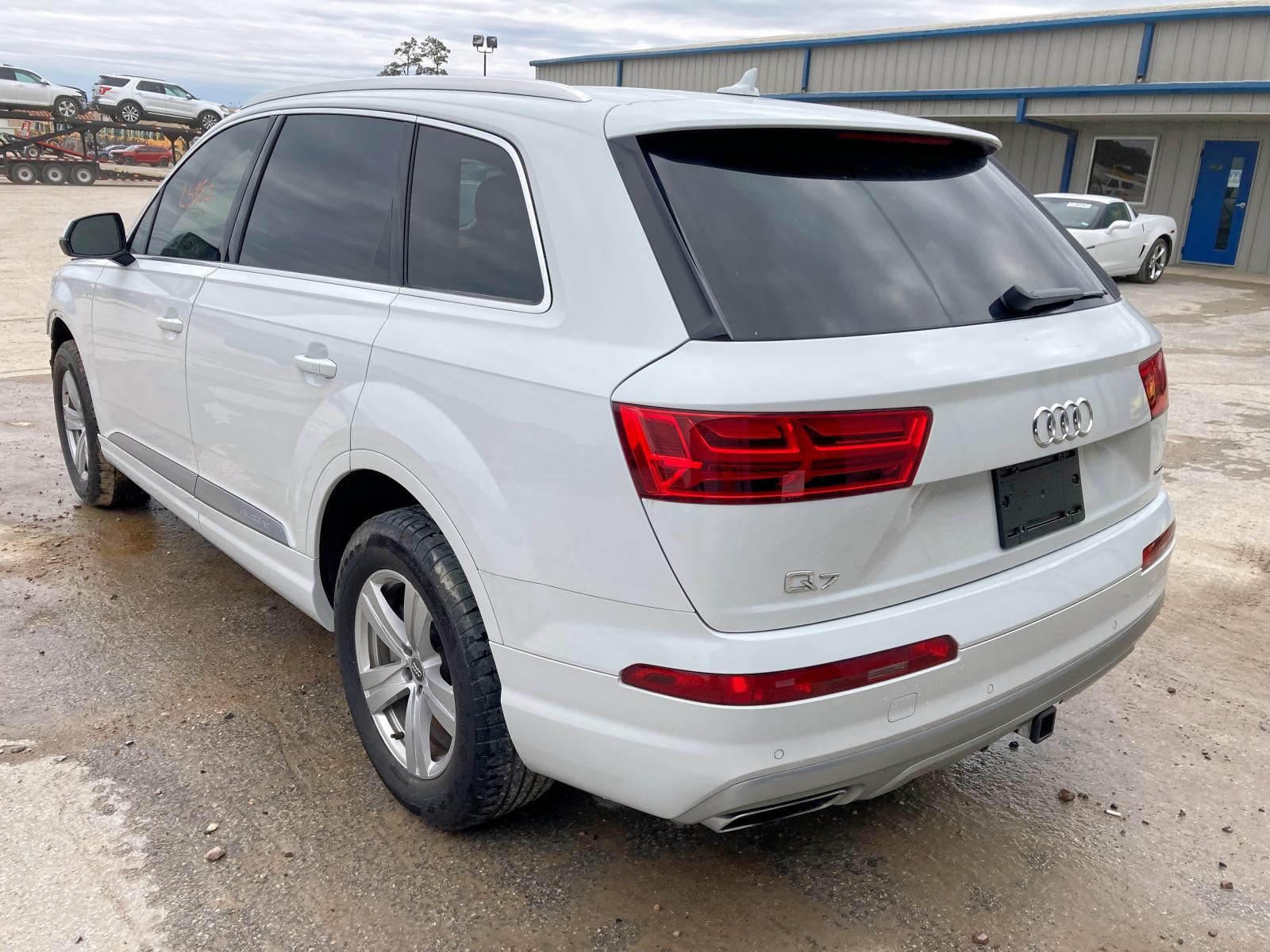 Photo 3 from auction – 2019 AUDI Q7 PREMIUM with VIN WA1LHAF72KD038514