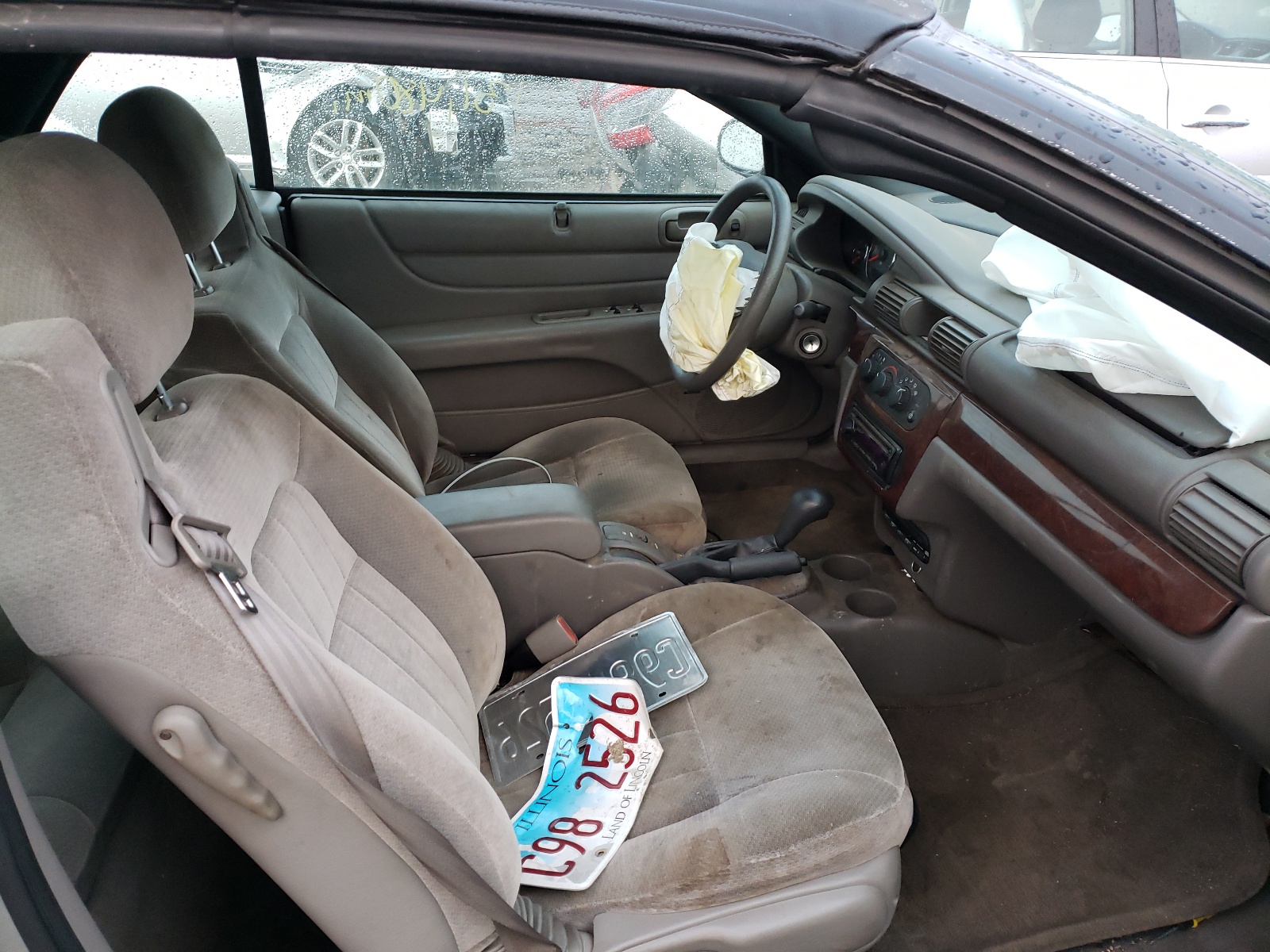 Photo 5 from auction – 2001 CHRYSLER SEBRING LX with VIN 1C3EL45U41N603199