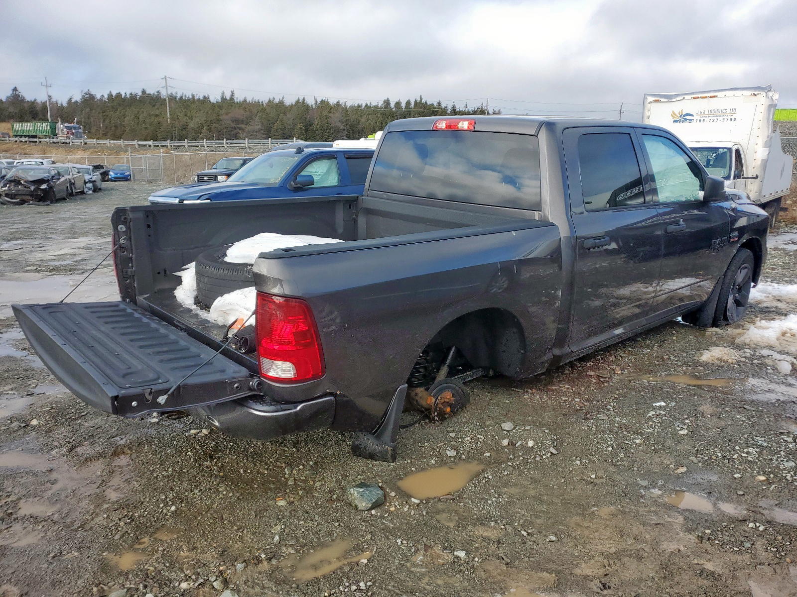 Photo 4 from auction – 2019 RAM 1500 CLASS with VIN 3C6RR7KT8KG643988