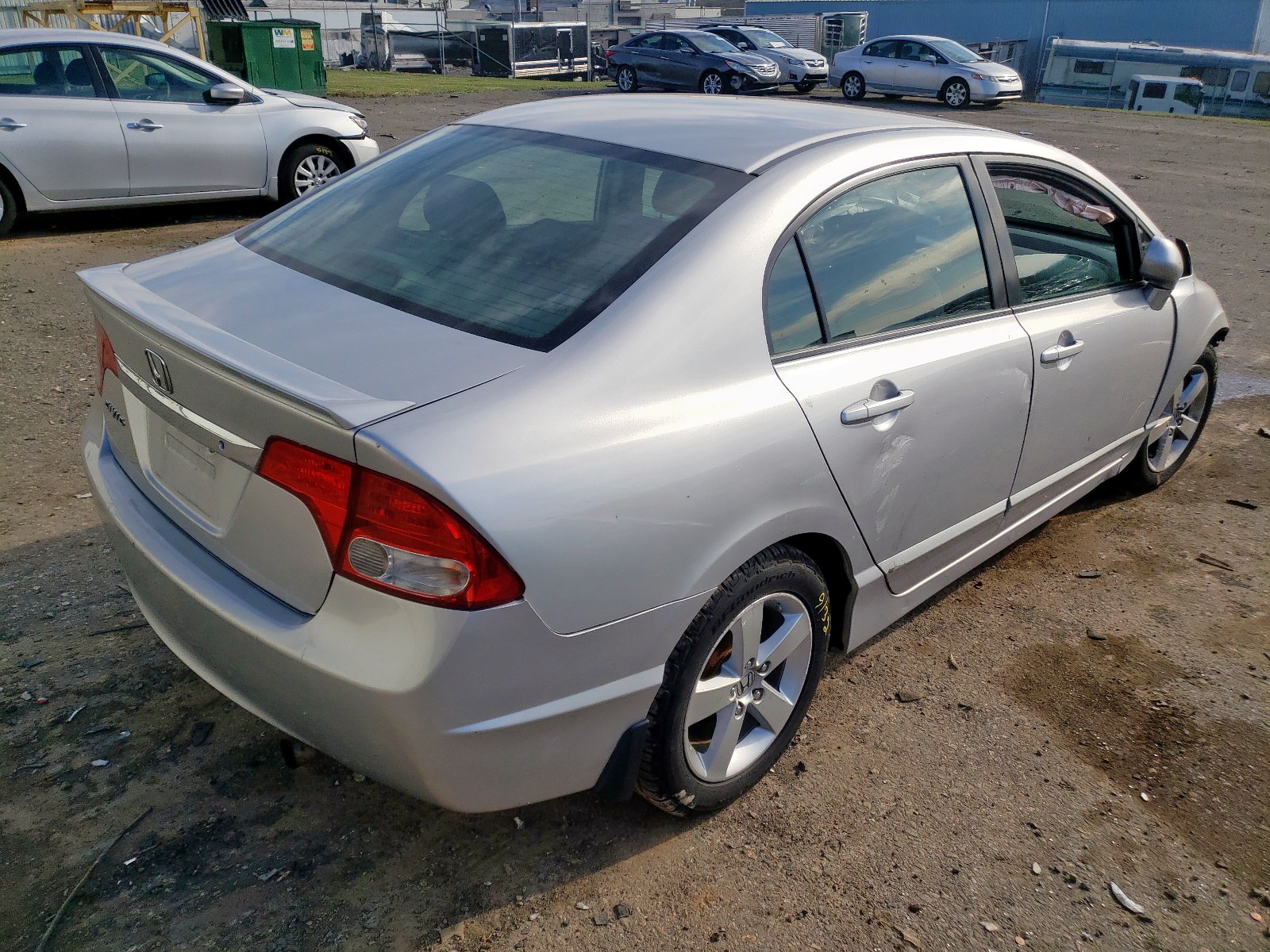 Photo 4 from auction – 2011 HONDA CIVIC LX-S with VIN 2HGFA1F60BH521146