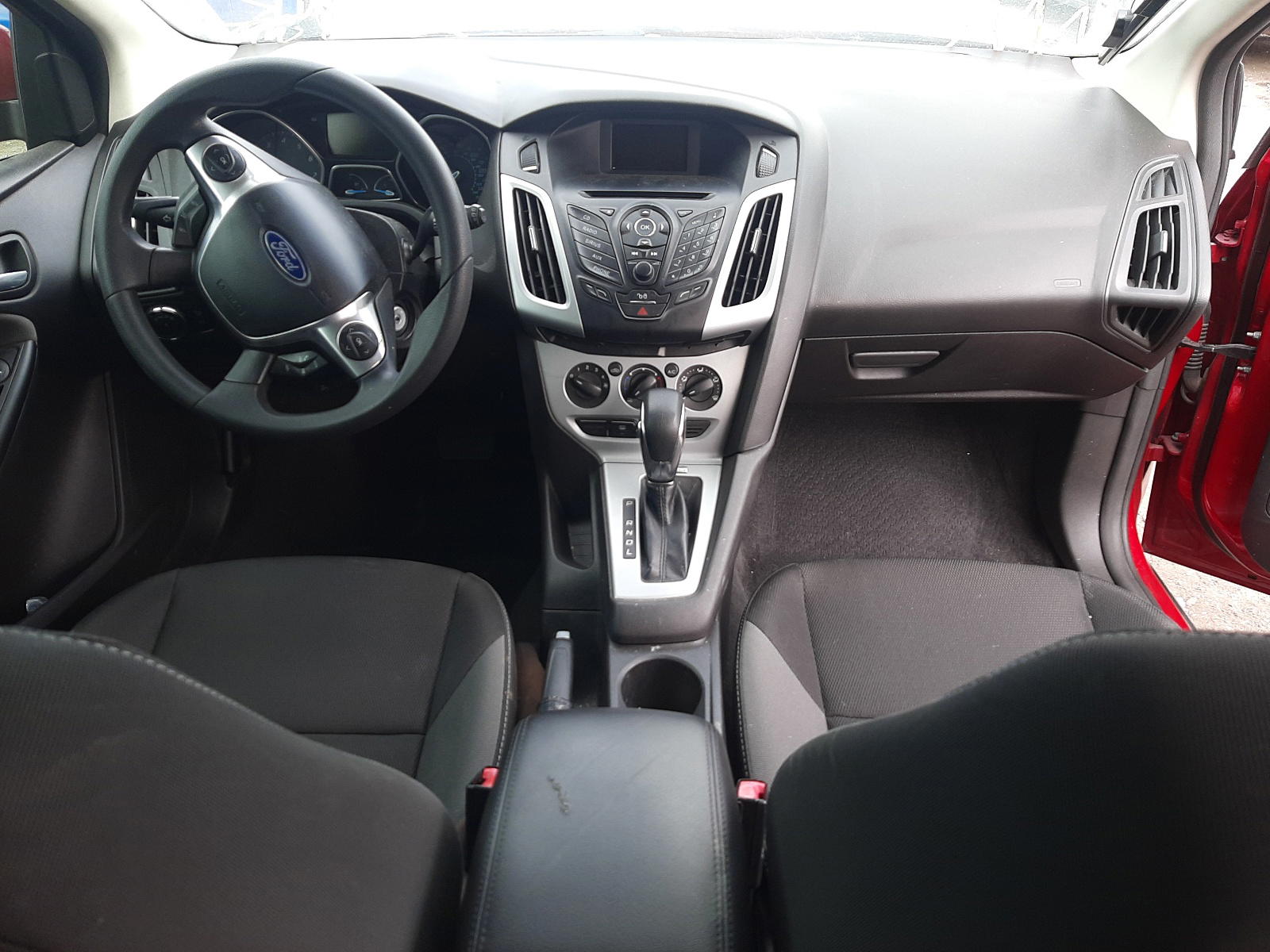 Photo 9 from auction – 2012 FORD FOCUS SE with VIN 1FAHP3K29CL215836