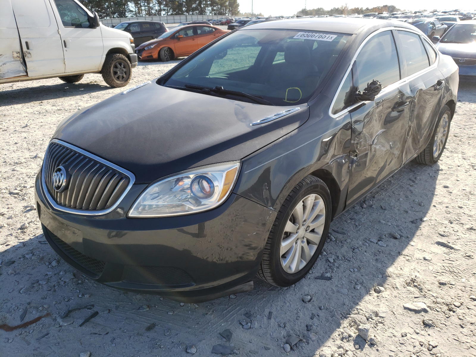 Photo 2 from auction – 2016 BUICK VERANO with VIN 1G4PP5SK2G4154889