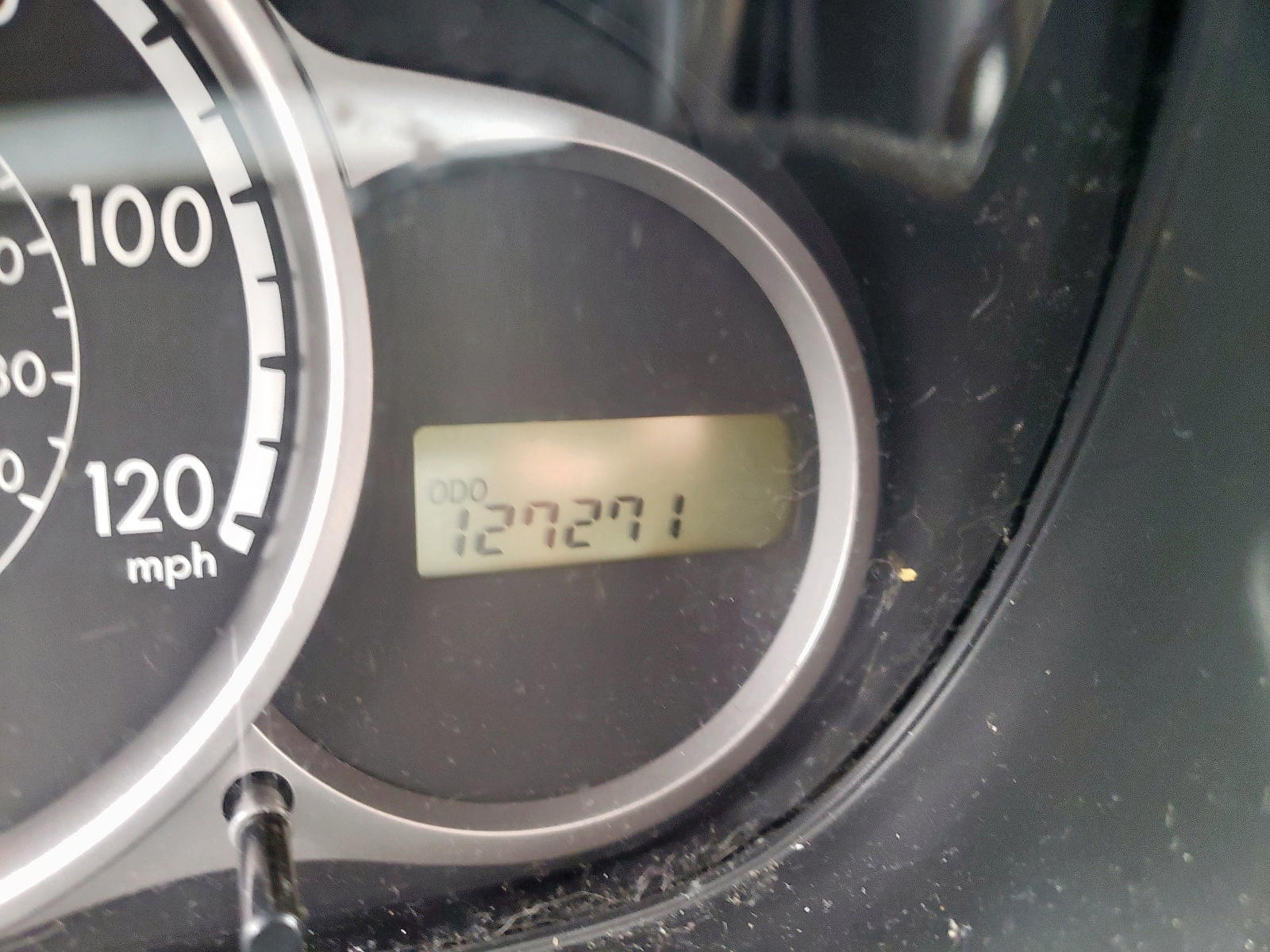 Photo 8 from auction – 2011 MAZDA MAZDA2 with VIN JM1DE1HZ3B0103637