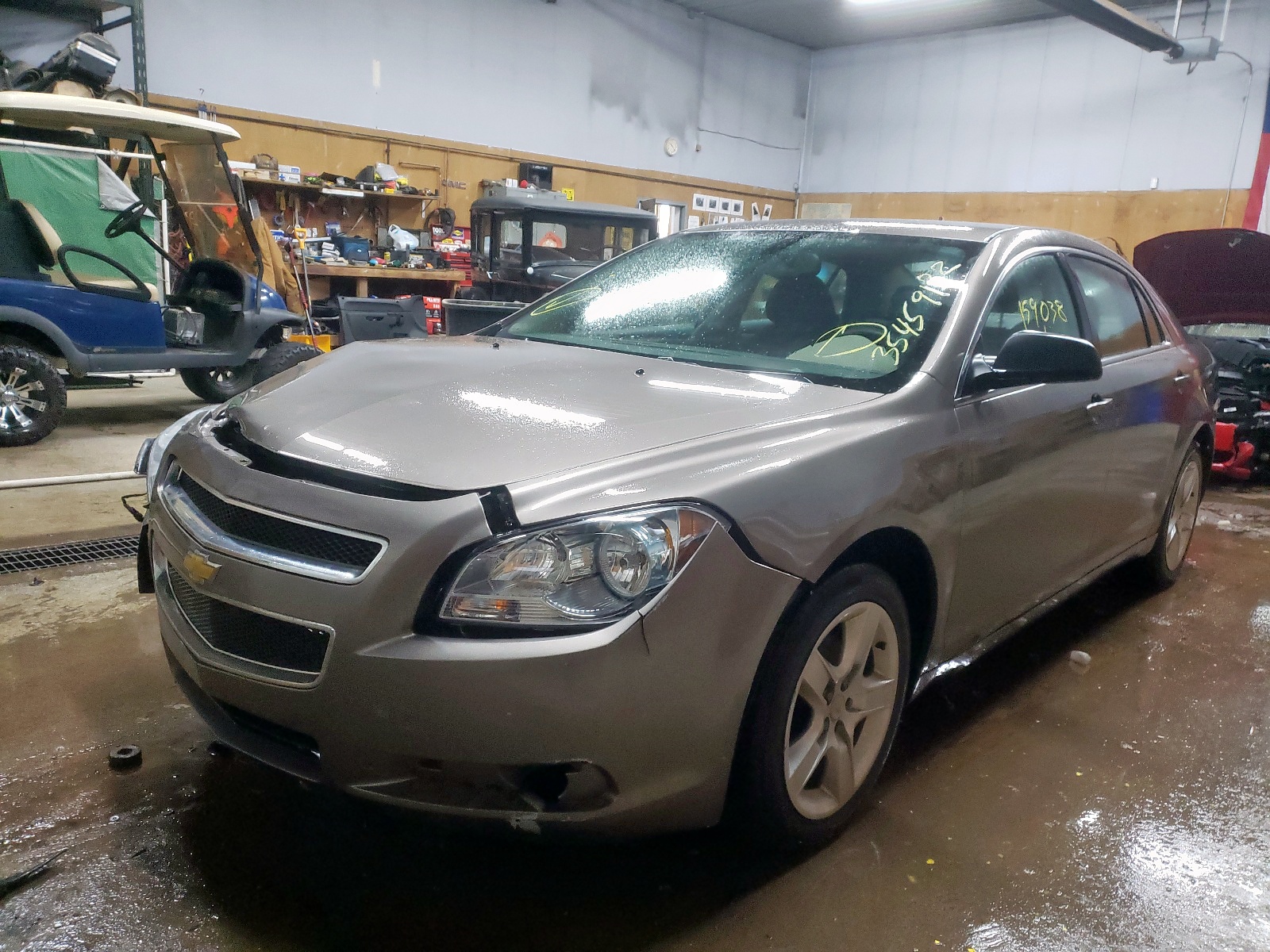 Photo 2 from auction – 2012 CHEVROLET MALIBU LS with VIN 1G1ZA5EU5CF216112