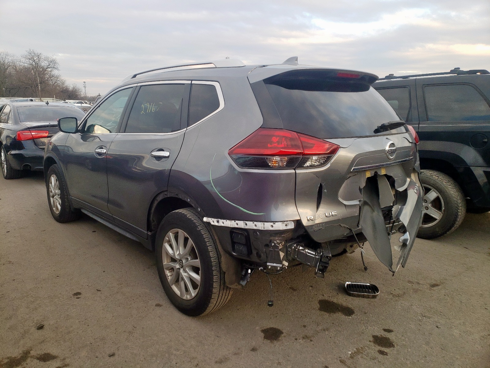 Photo 3 from auction – 2019 NISSAN ROGUE S with VIN KNMAT2MV0KP521954