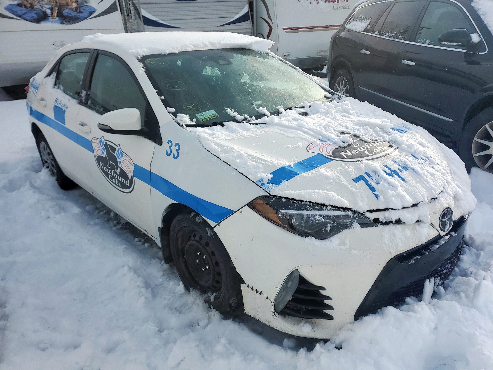 TOYOTA COROLLA L 2017 with VIN 2T1BURHE7HC867527 - Photo from auction