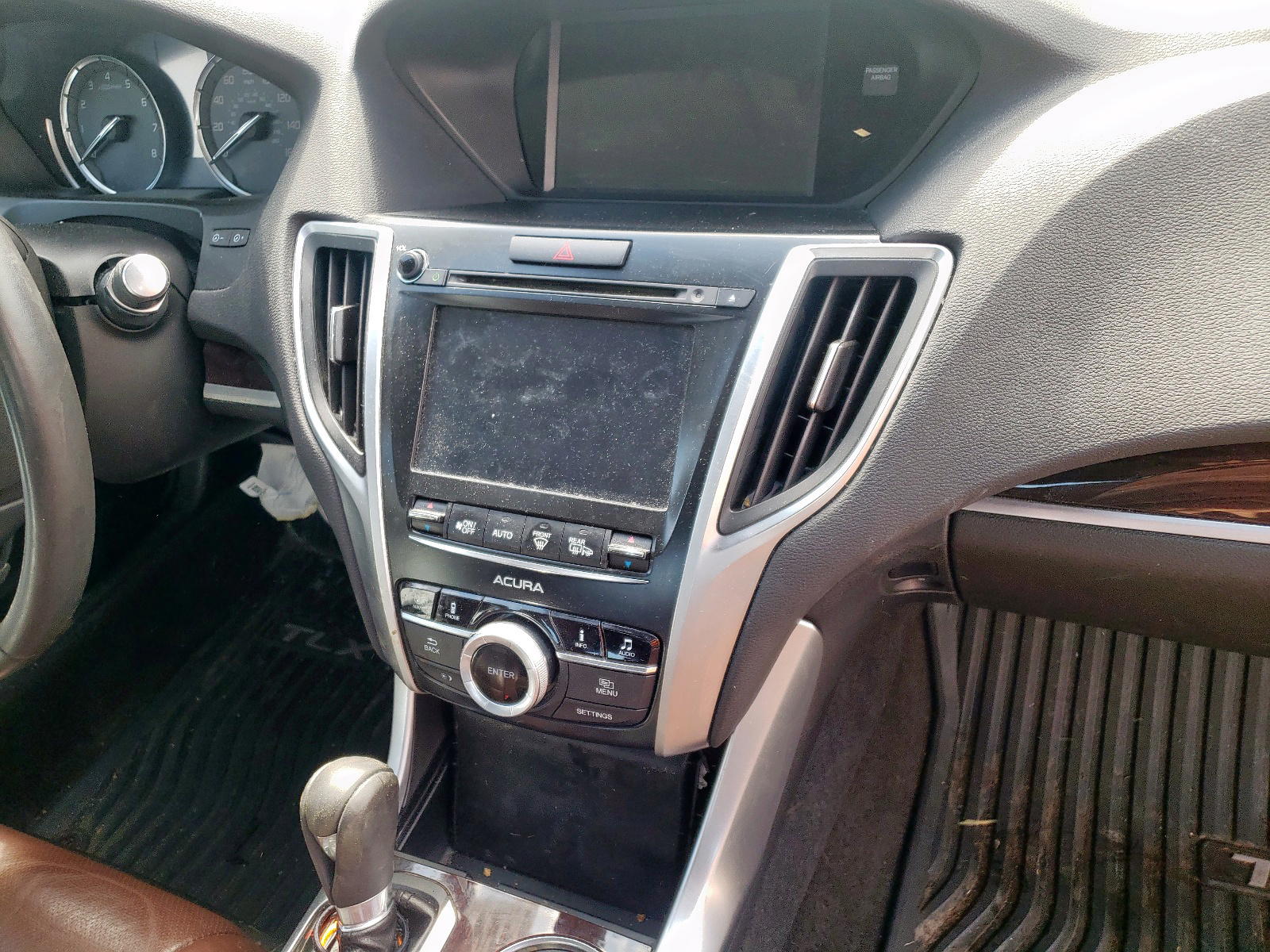 Photo 9 from auction – 2015 ACURA TLX TECH with VIN 19UUB1F5XFA011869