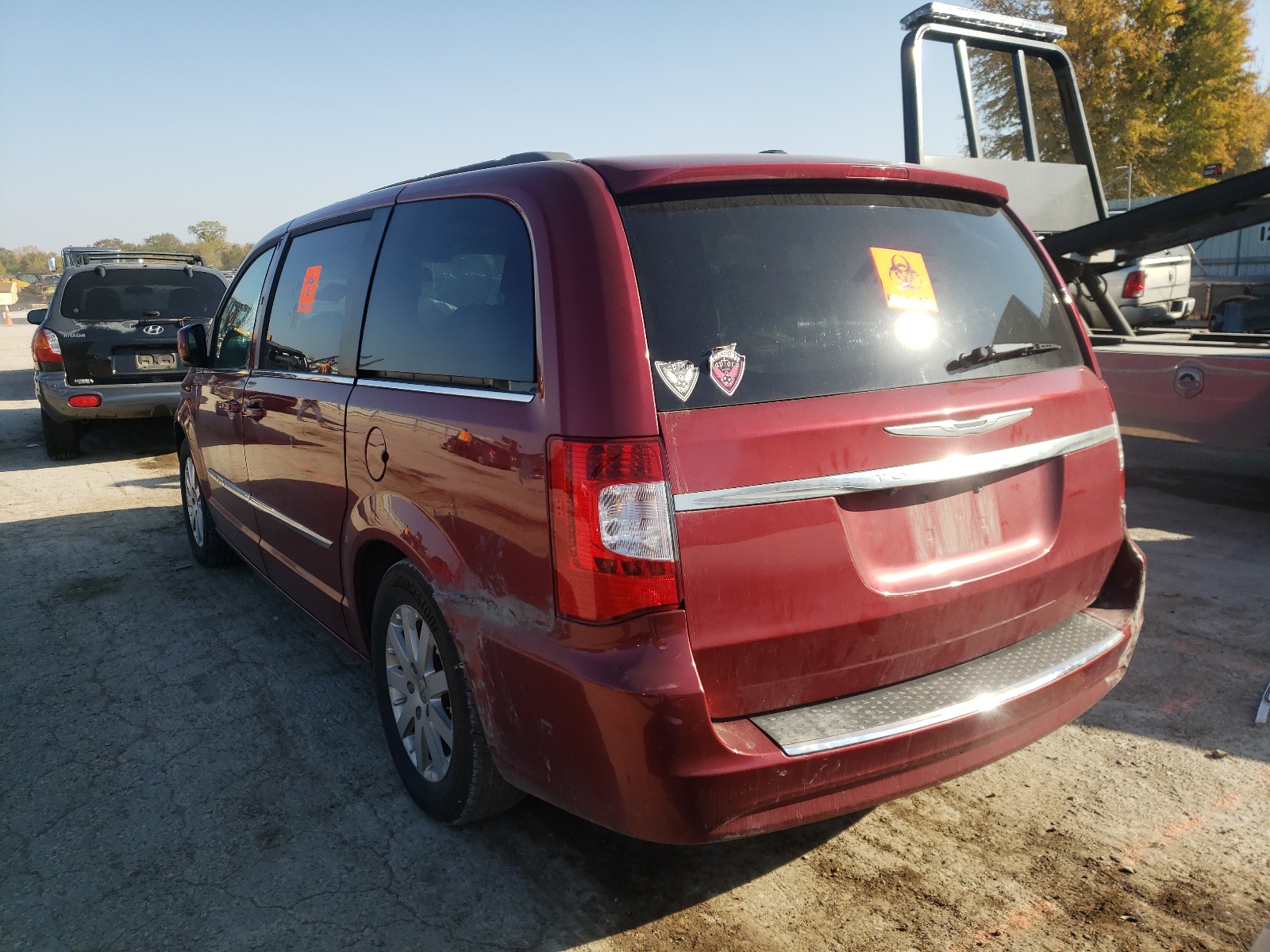 Photo 3 from auction – 2013 CHRYSLER TOWN & COU with VIN 2C4RC1BG2DR805864