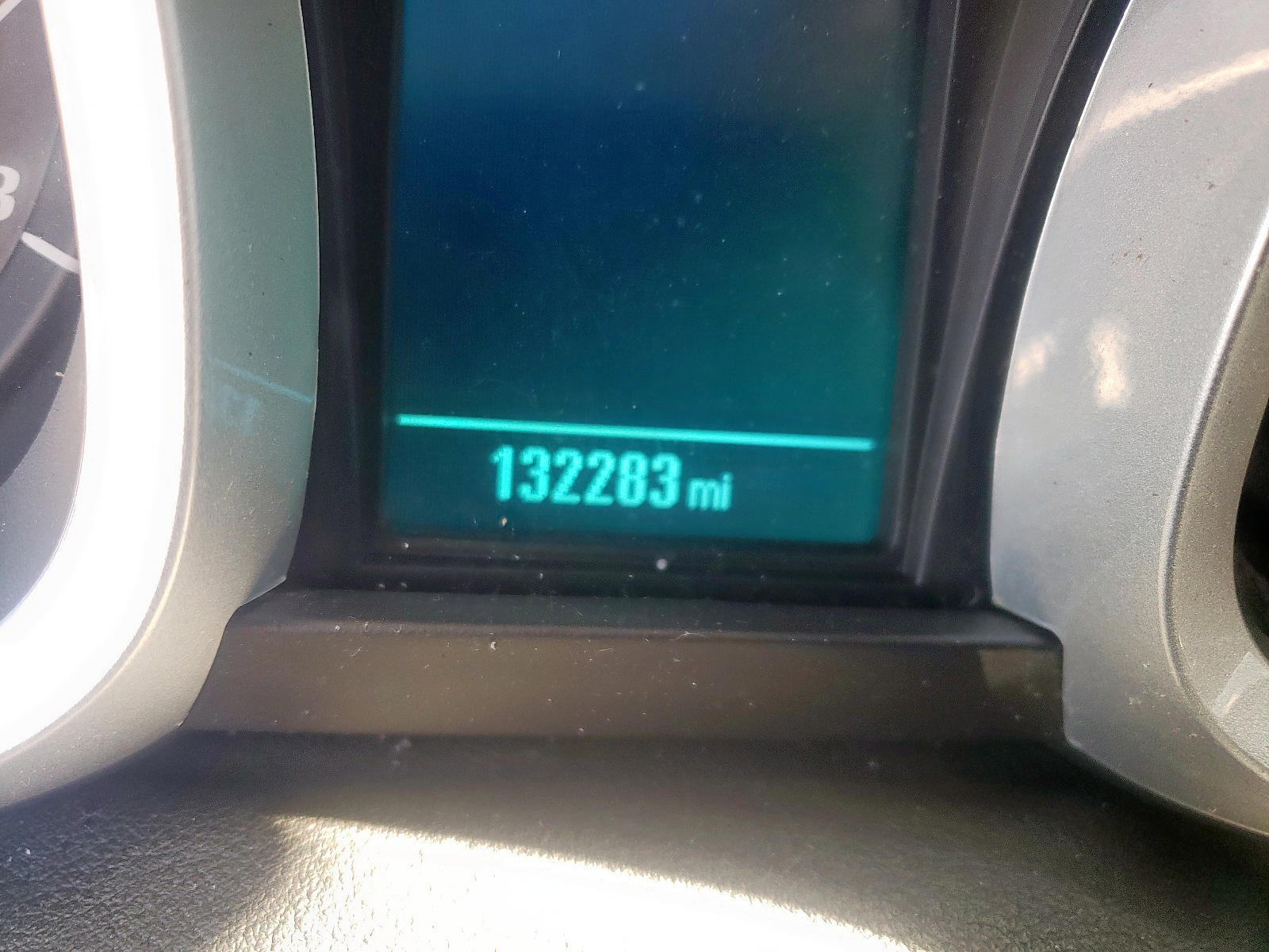 Photo 8 from auction – 2015 CHEVROLET EQUINOX LT with VIN 2GNFLFEK8F6205961