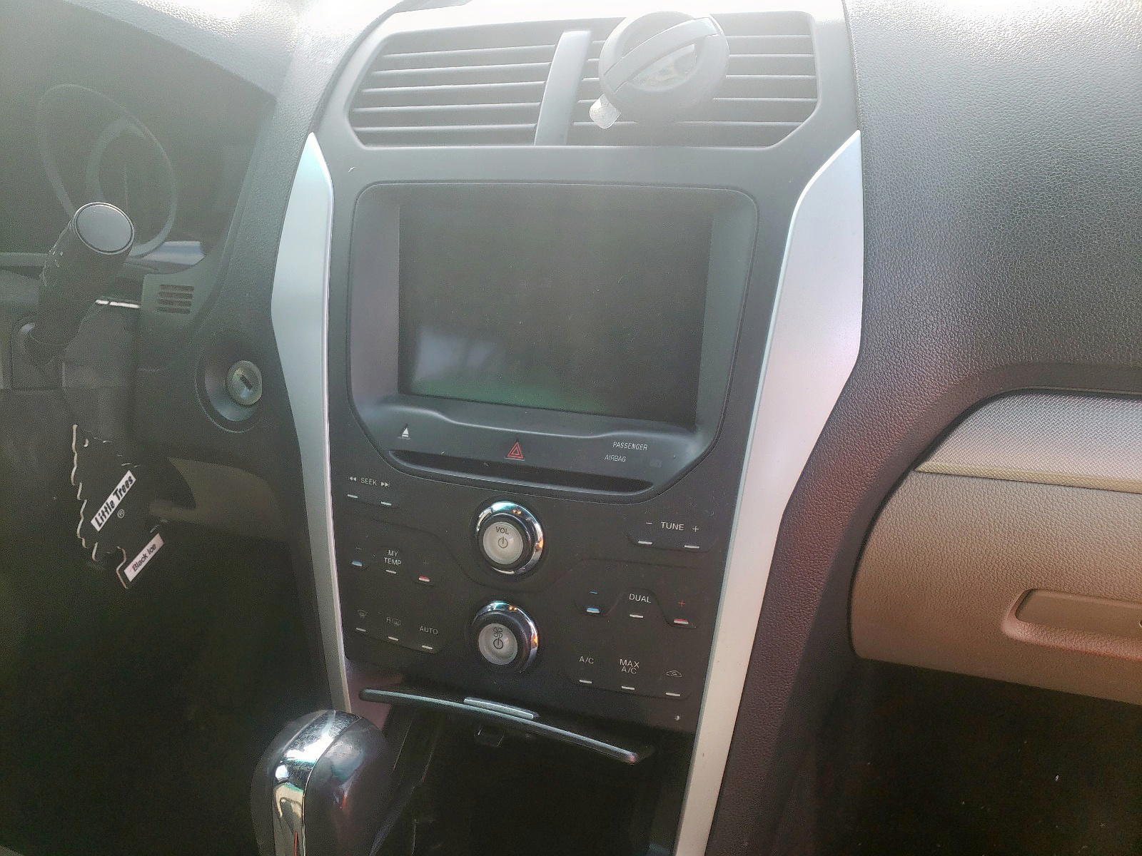 Photo 9 from auction – 2011 FORD EXPLORER X with VIN 1FMHK7D81BGA83241