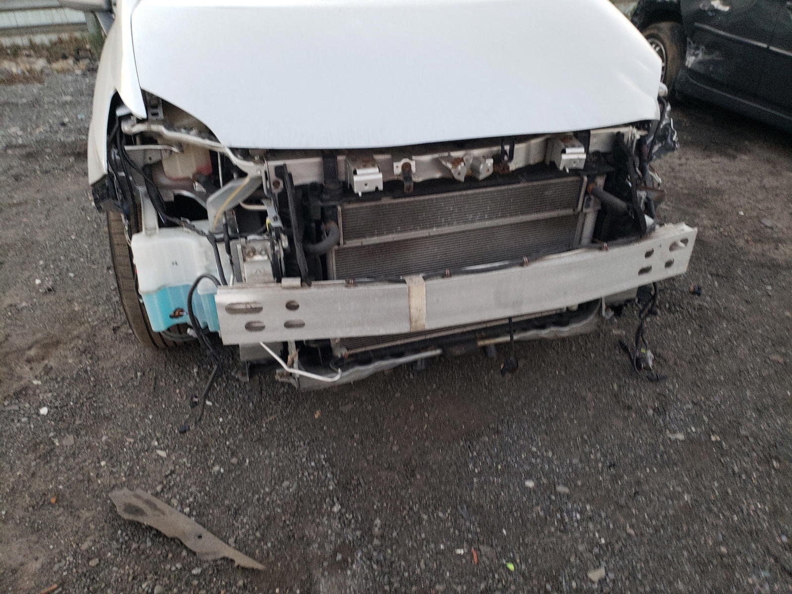 Photo 9 from auction – 2014 TOYOTA PRIUS with VIN JTDKN3DP6E3049356
