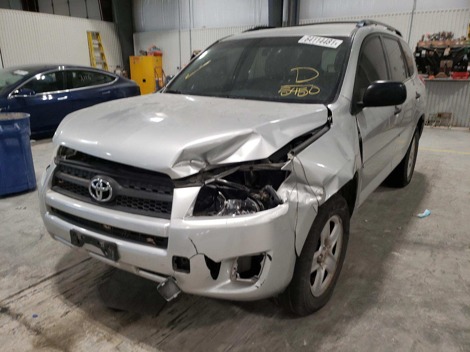 Photo 9 from auction – 2011 TOYOTA RAV4 with VIN 2T3BF4DVXBW085450