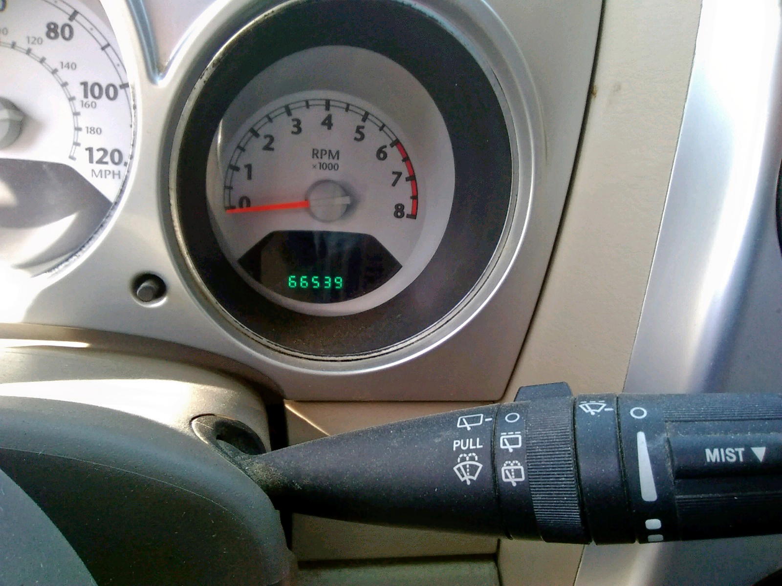 Photo 8 from auction – 2008 CHRYSLER PT CRUISER with VIN 3A8FY58B98T172136