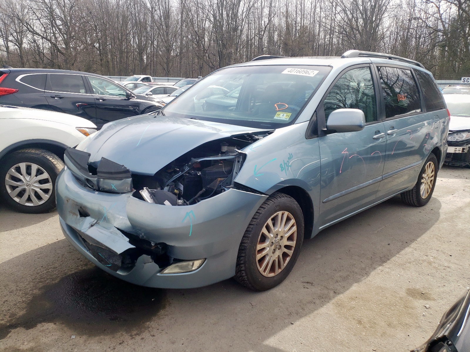 Photo 2 from auction – 2008 TOYOTA SIENNA XLE with VIN 5TDZK22C18S191280