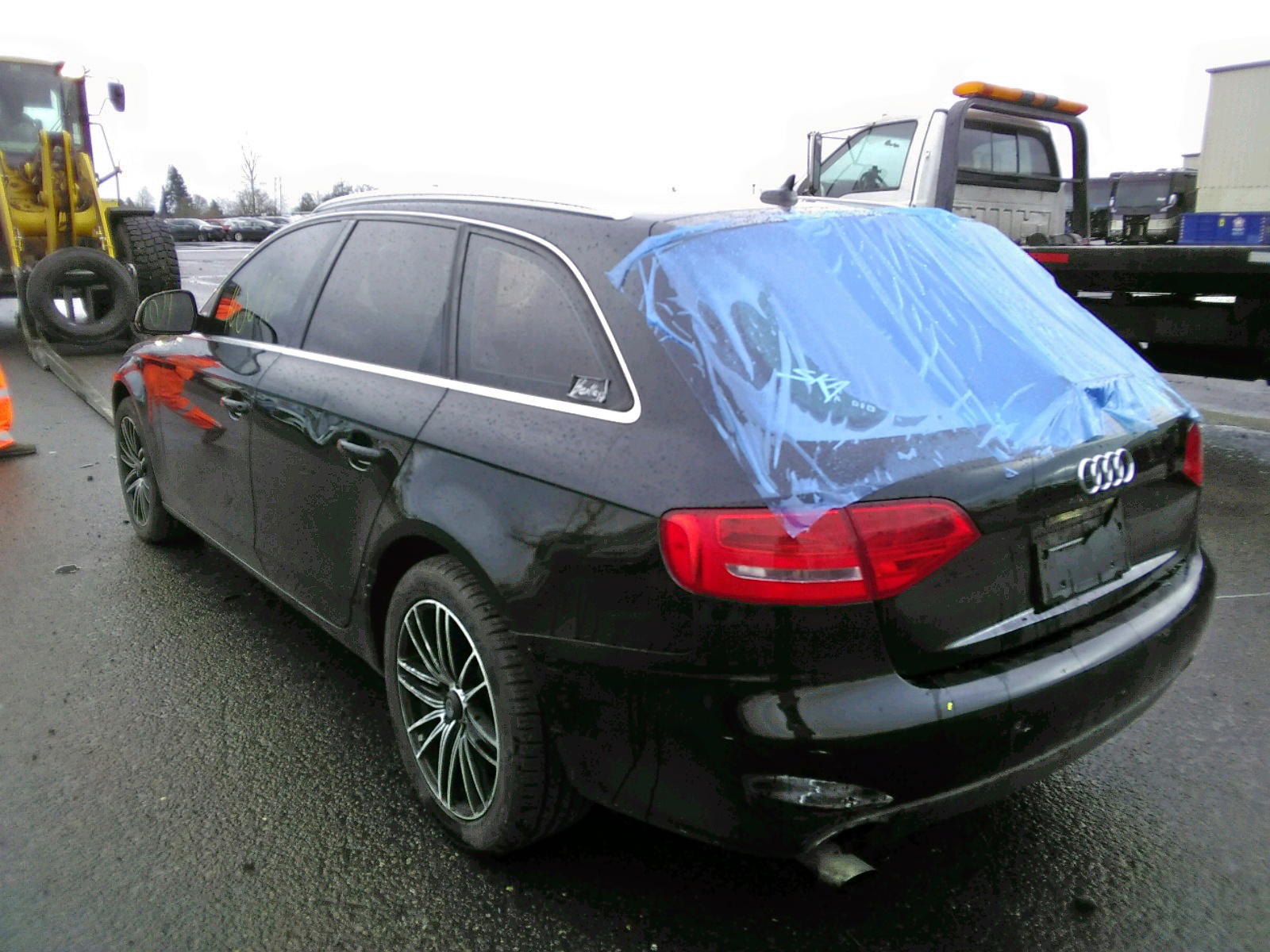 Photo 3 from auction – 2009 AUDI A4 PREMIUM with VIN WAUGF78K79A104615