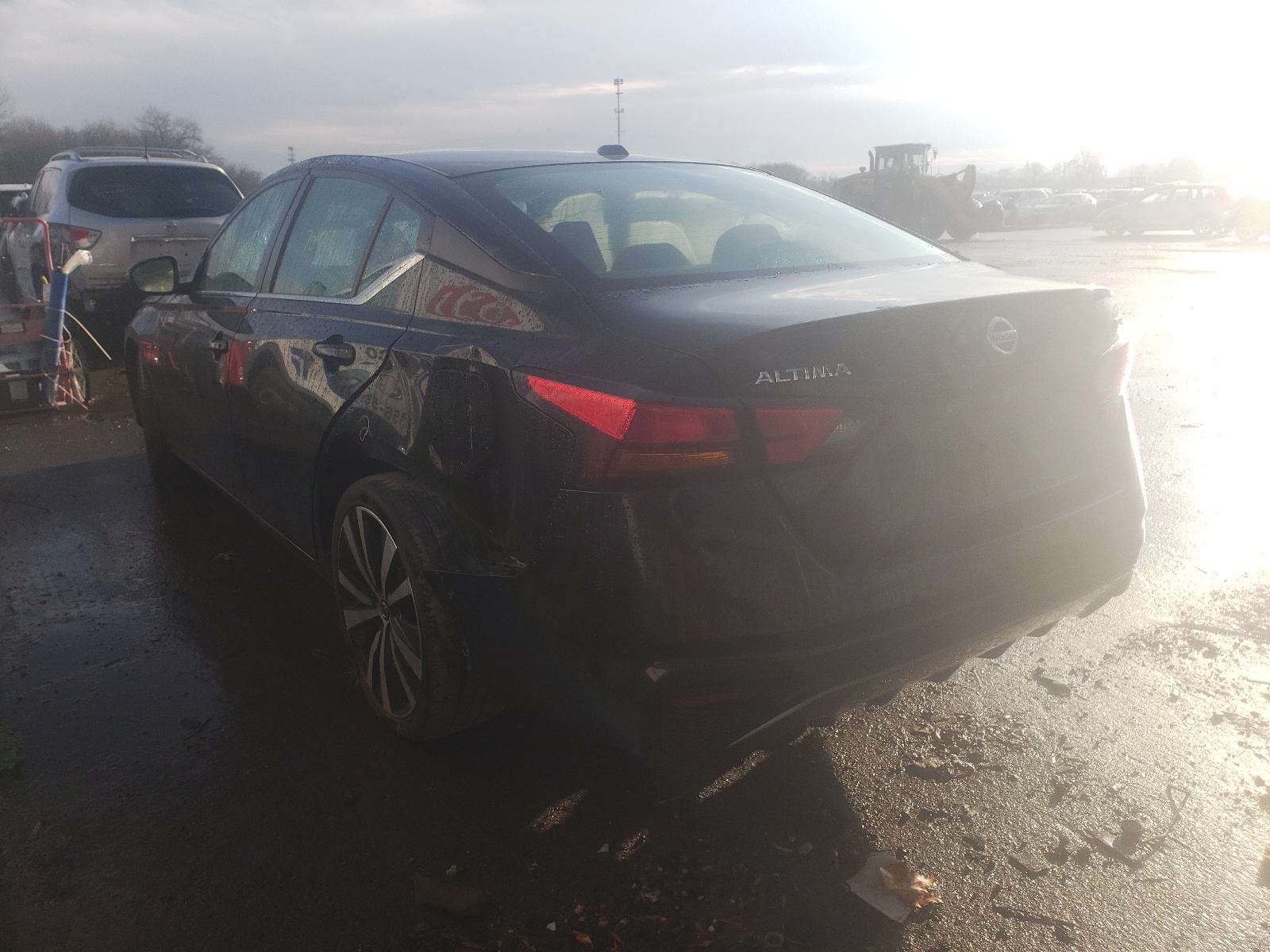 Photo 3 from auction – 2019 NISSAN ALTIMA SR with VIN 1N4BL4CV4KC141210