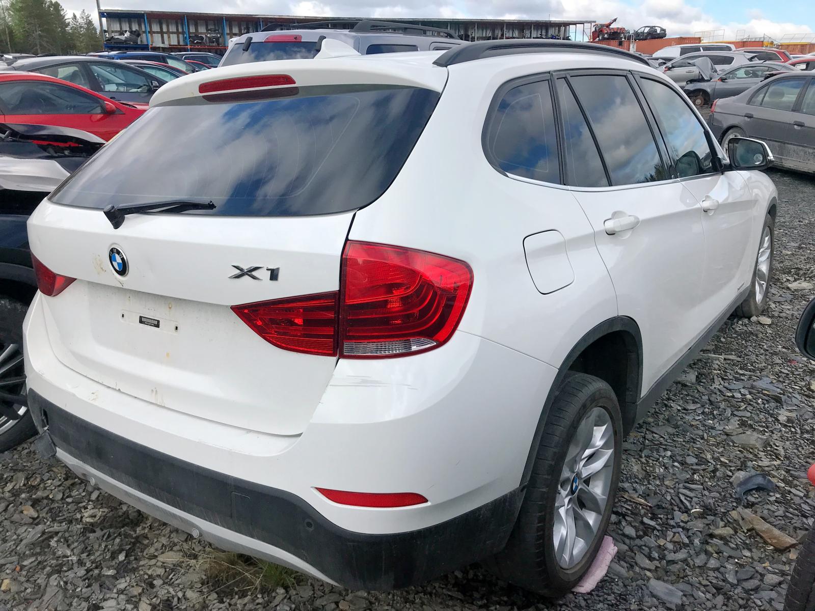 Photo 4 from auction – 2015 BMW X1 XDRIVE2 with VIN WBAVL1C59FVY24842