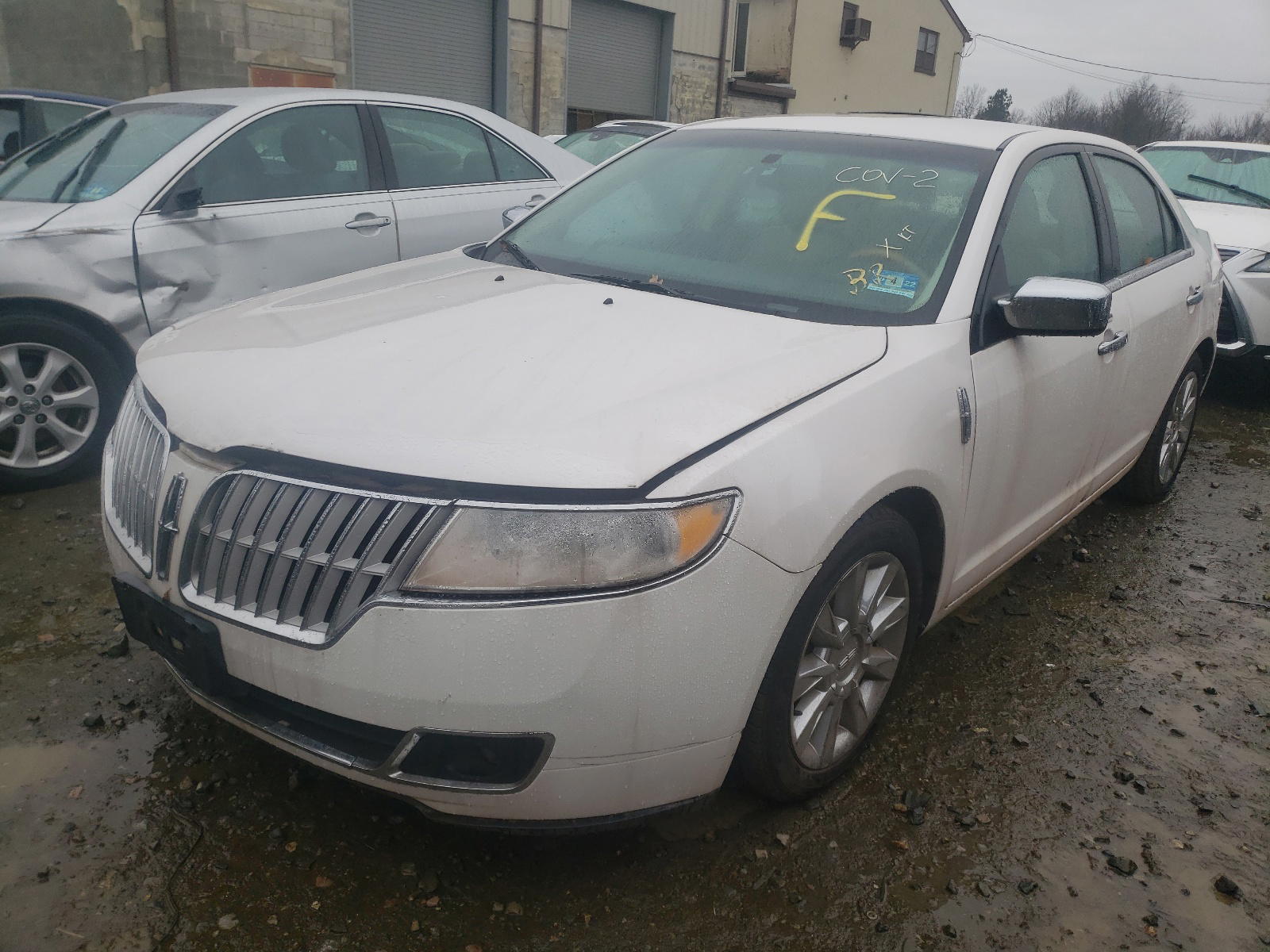 Photo 2 from auction – 2011 LINCOLN MKZ with VIN 3LNHL2JC2BR750836