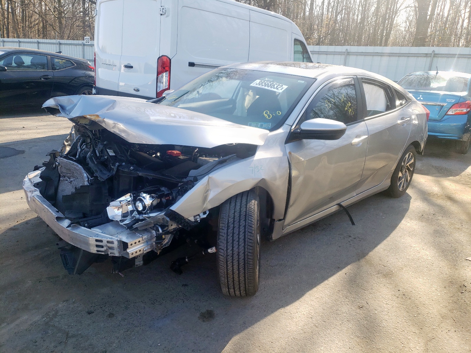 Photo 2 from auction – 2018 HONDA CIVIC EX with VIN 2HGFC2F86JH502682