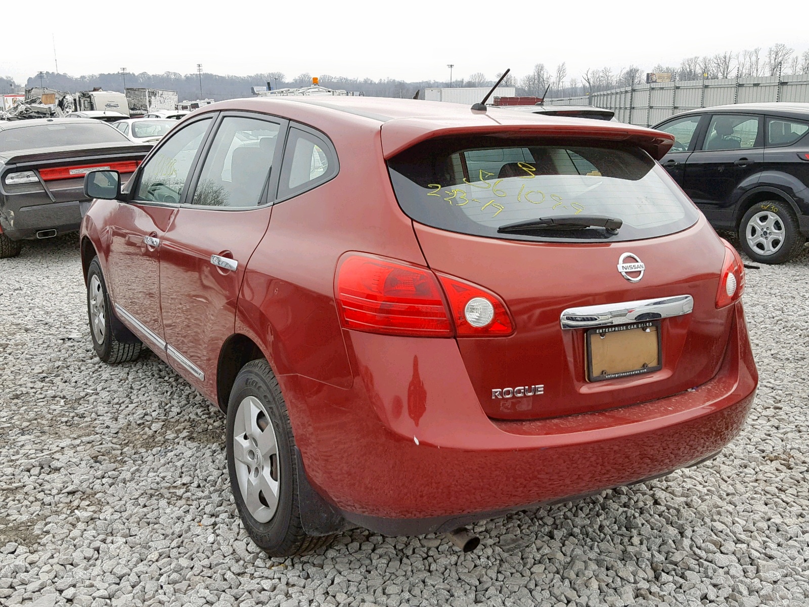 Photo 3 from auction – 2013 NISSAN ROGUE S with VIN JN8AS5MT6DW003704