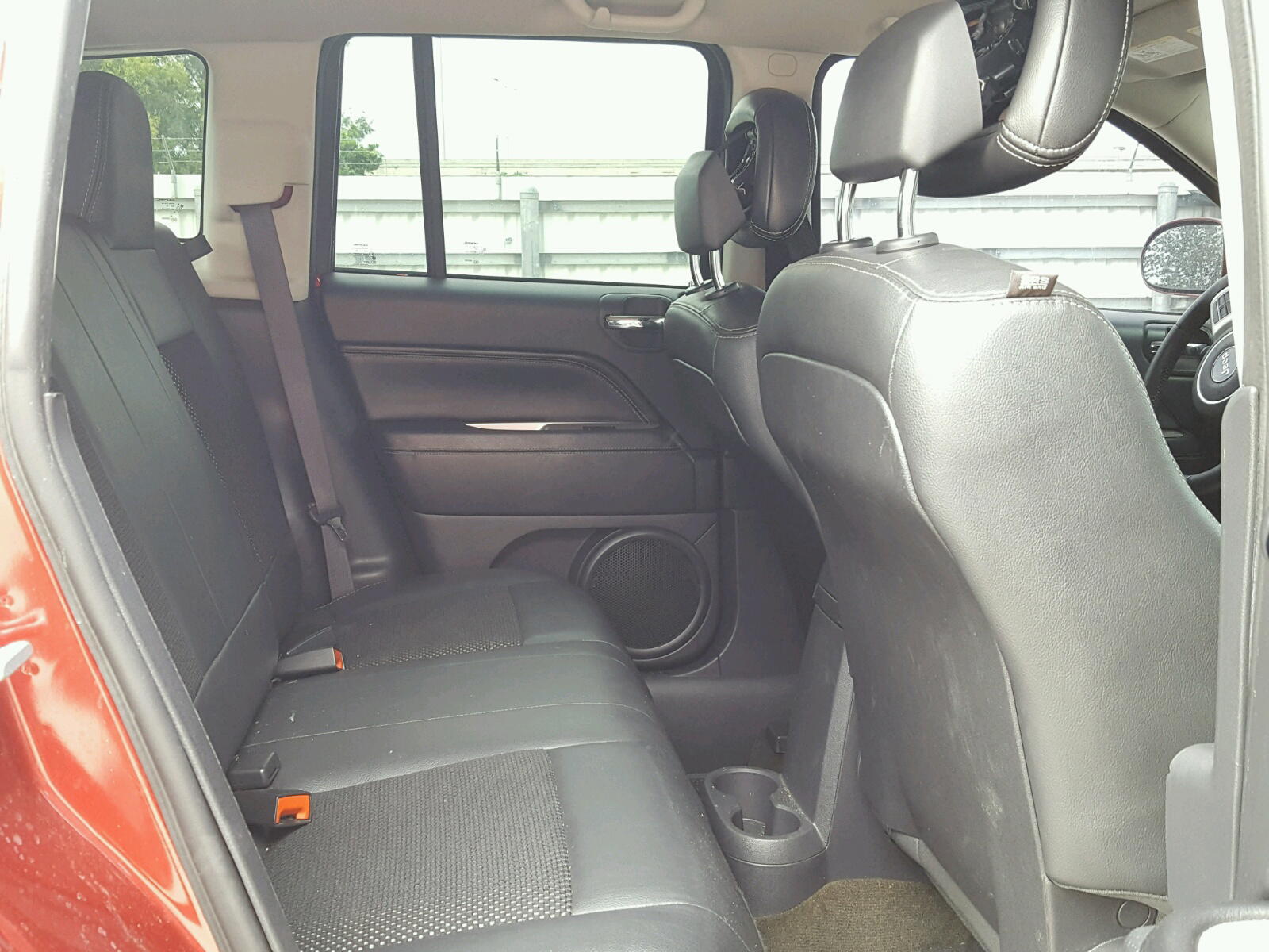Photo 6 from auction – 2016 JEEP COMPASS LA with VIN 1C4NJCEA0GD665764