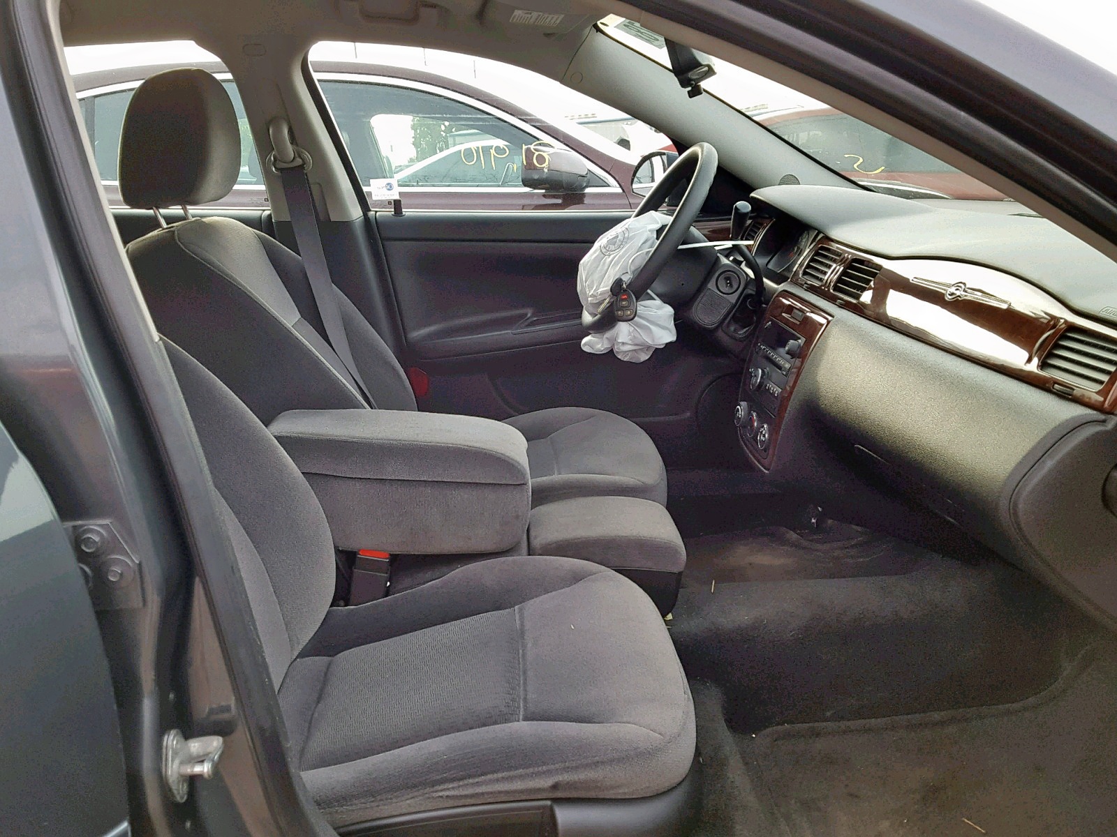 Photo 5 from auction – 2011 CHEVROLET IMPALA LS with VIN 2G1WA5EK6B1157370