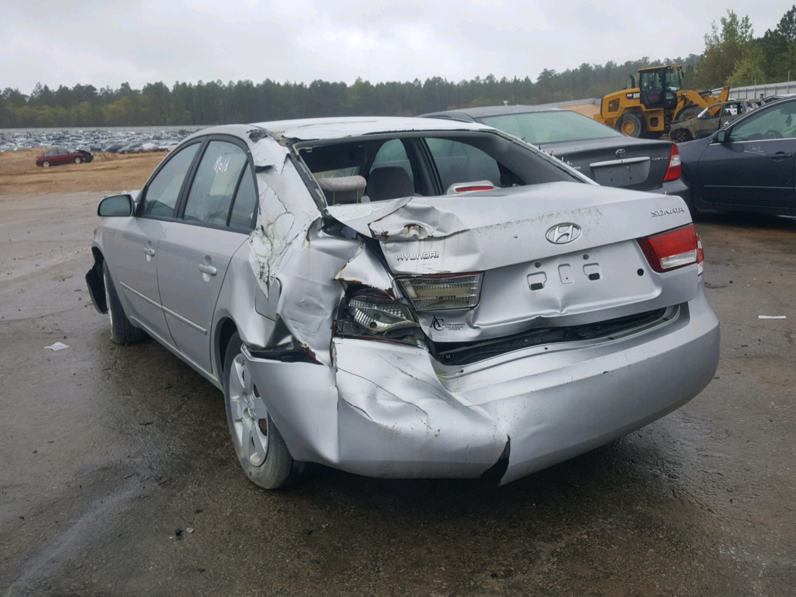 Photo 3 from auction – 2006 HYUNDAI SONATA GL with VIN KMHET46C06A134446