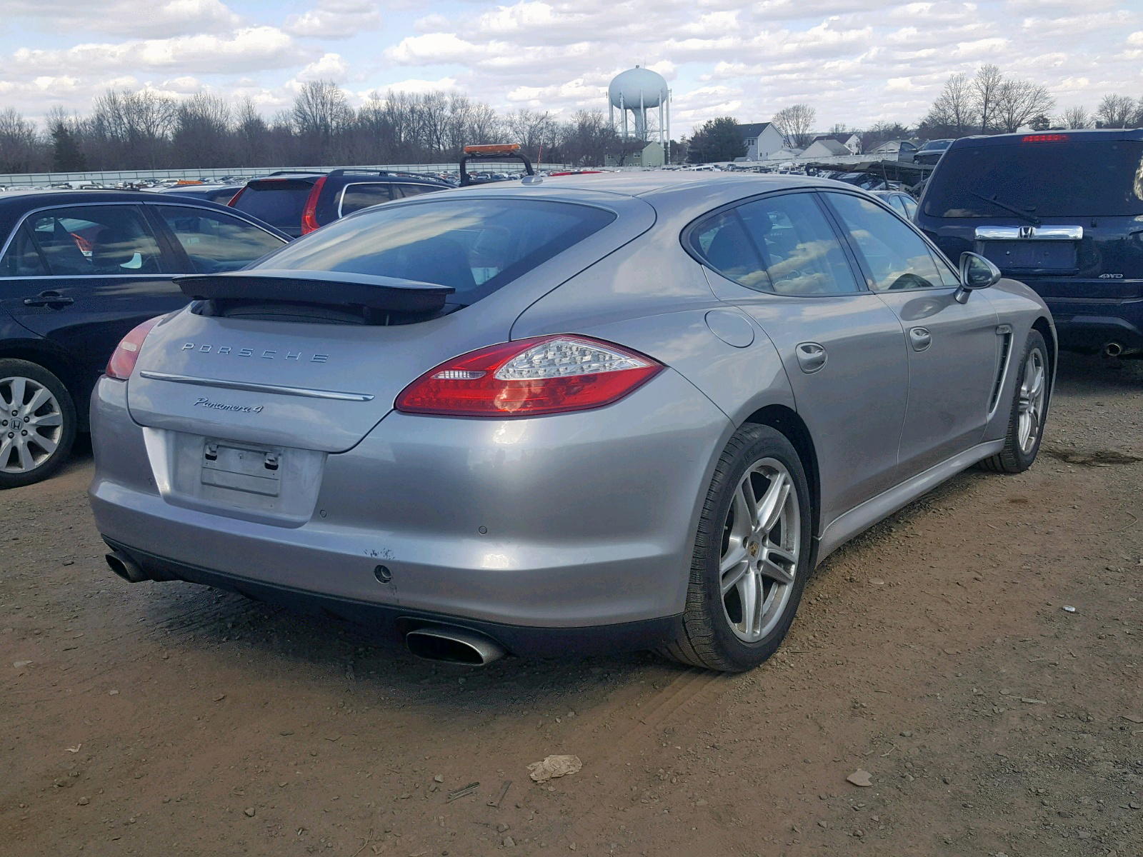 Photo 4 from auction – 2012 PORSCHE PANAMERA 2 with VIN WP0AA2A78CL013882