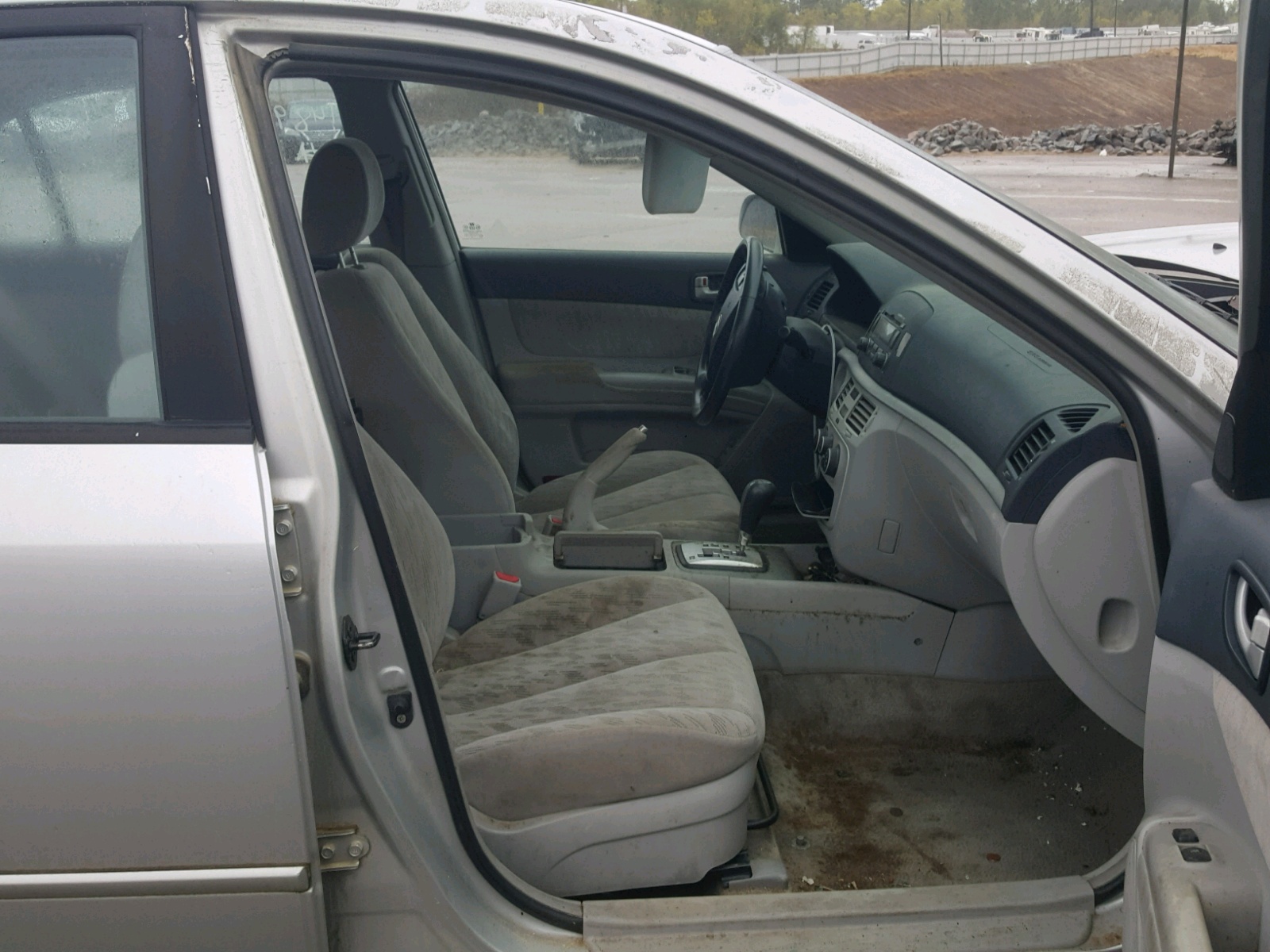 Photo 5 from auction – 2006 HYUNDAI SONATA GL with VIN KMHET46C06A134446