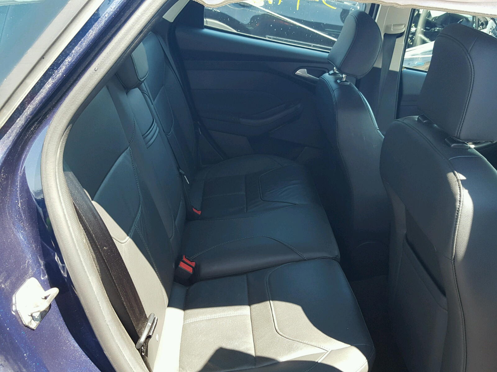 Photo 6 from auction – 2016 FORD FOCUS SE with VIN 1FADP3K2XGL224548