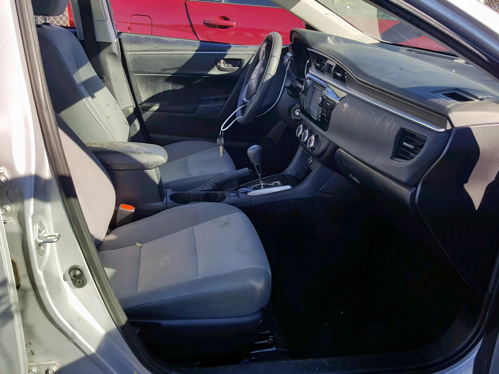 Photo 5 from auction – 2016 TOYOTA COROLLA L with VIN 2T1BURHEXGC511653