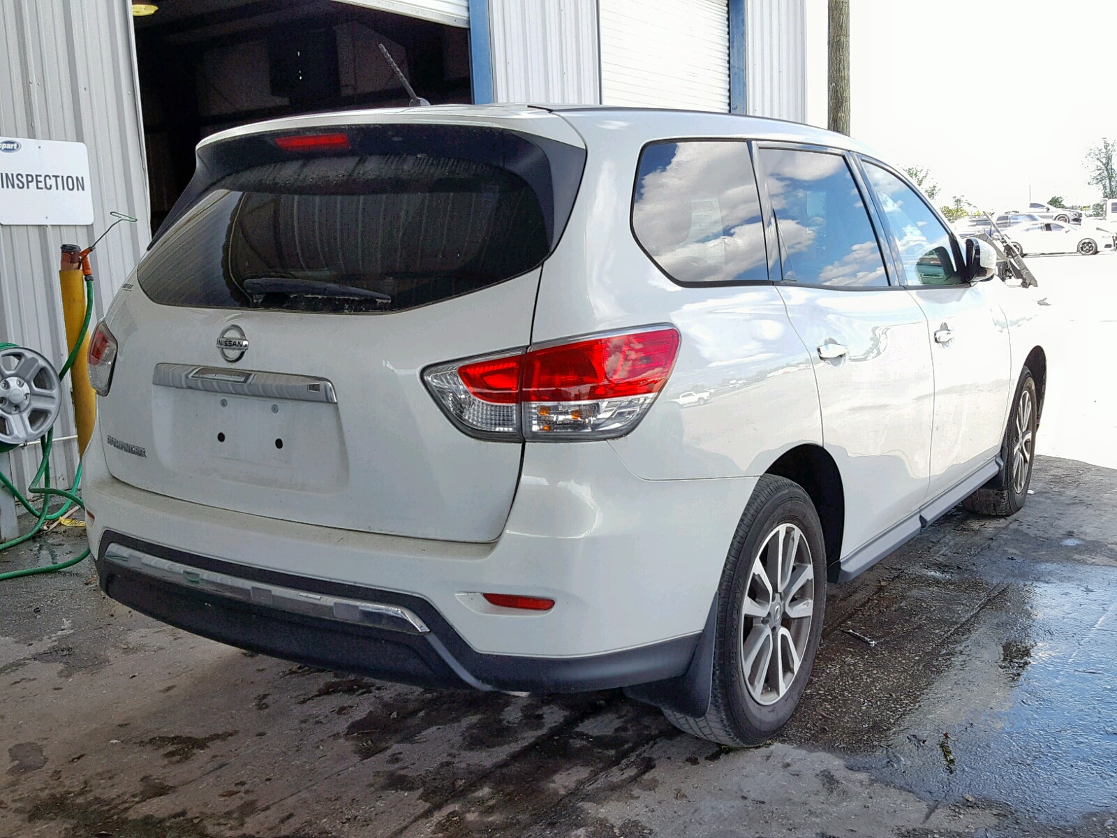 Foto 4 de la subasta – 2014 NISSAN PATHFINDER con VIN 5N1AR2MN3EC687326