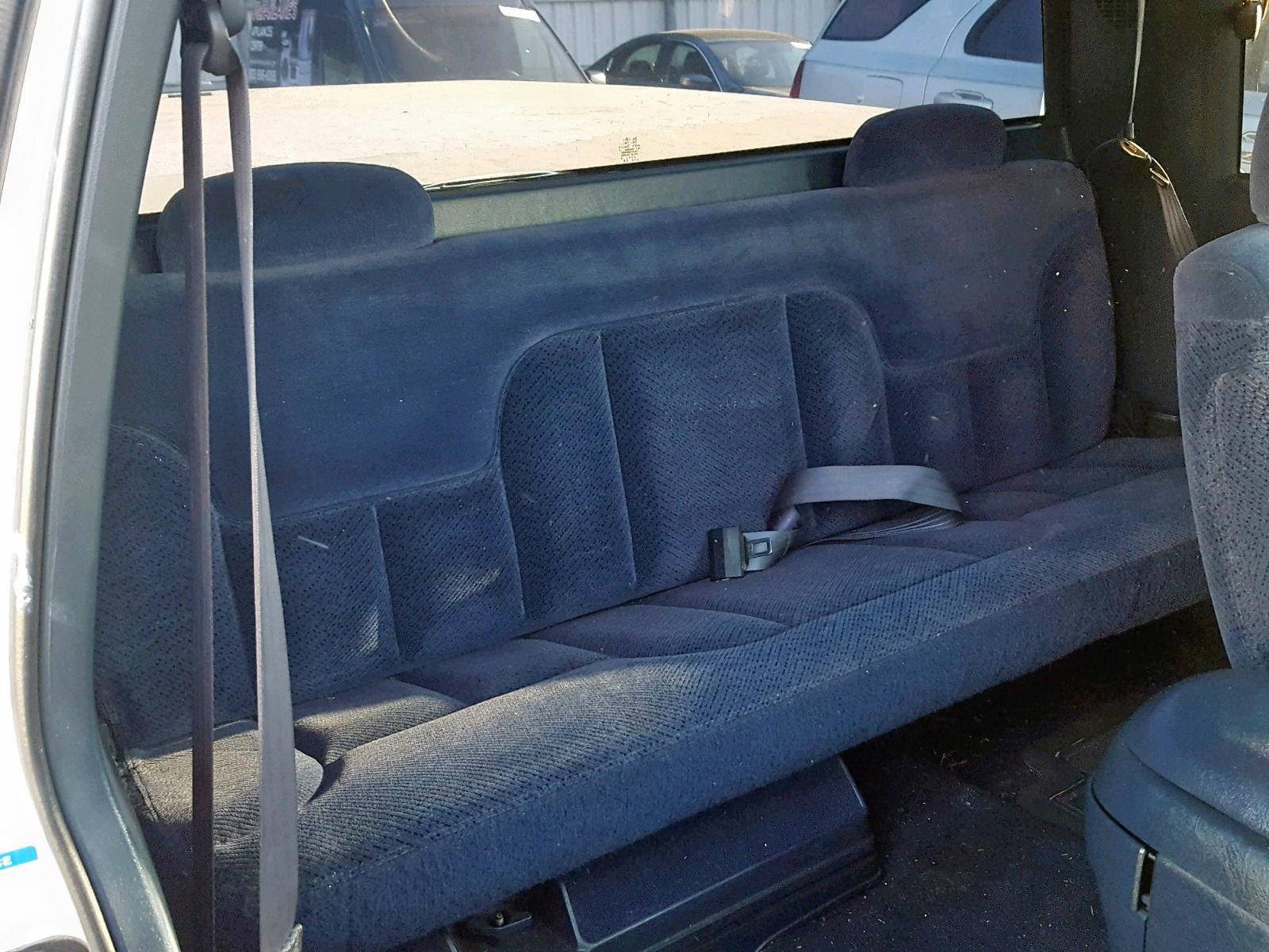 Photo 6 from auction – 1997 CHEVROLET GMT-400 C1 with VIN 2GCEC19R1V1160081