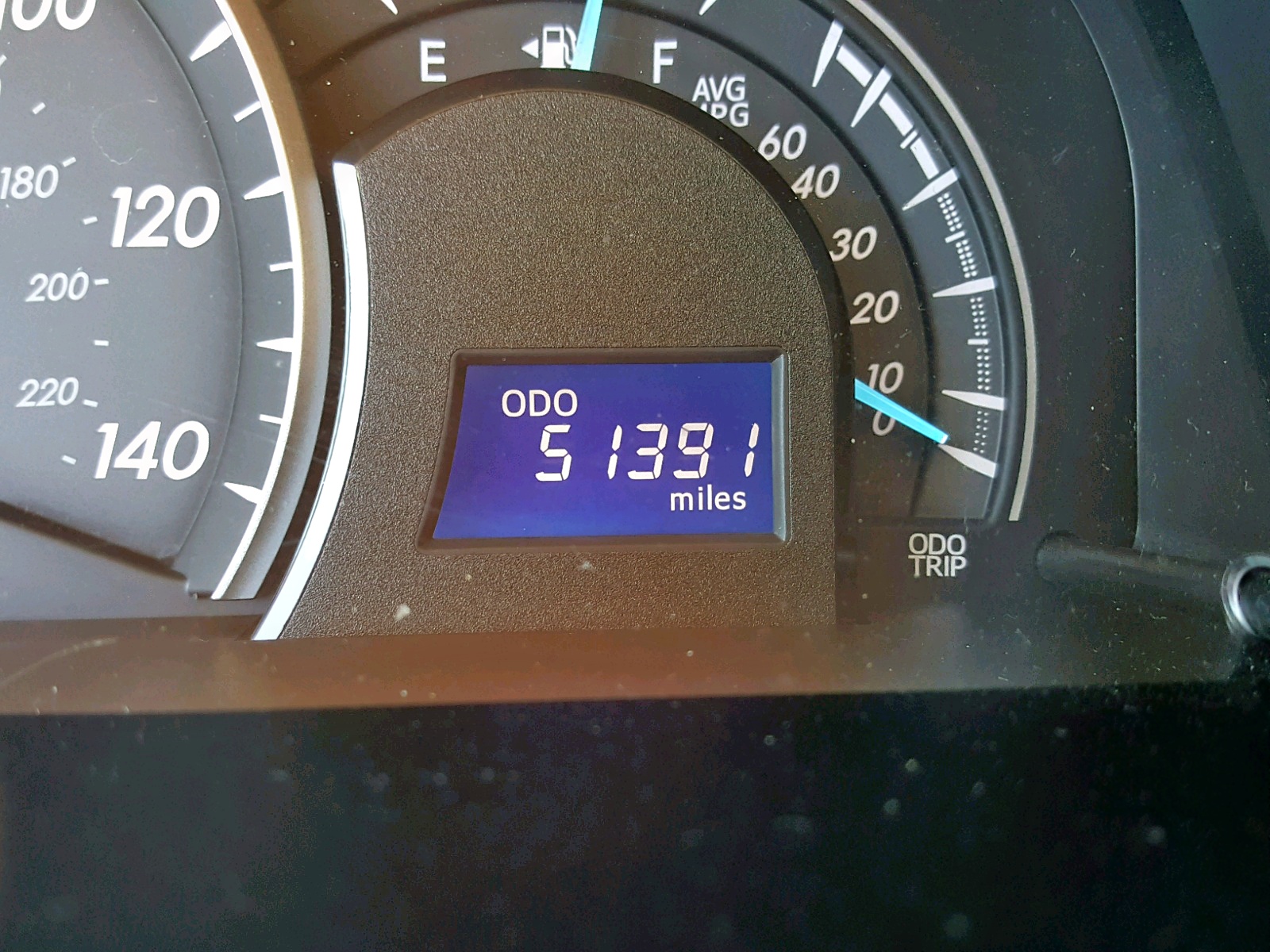 Photo 8 from auction – 2014 TOYOTA CAMRY L with VIN 4T4BF1FK7ER434813