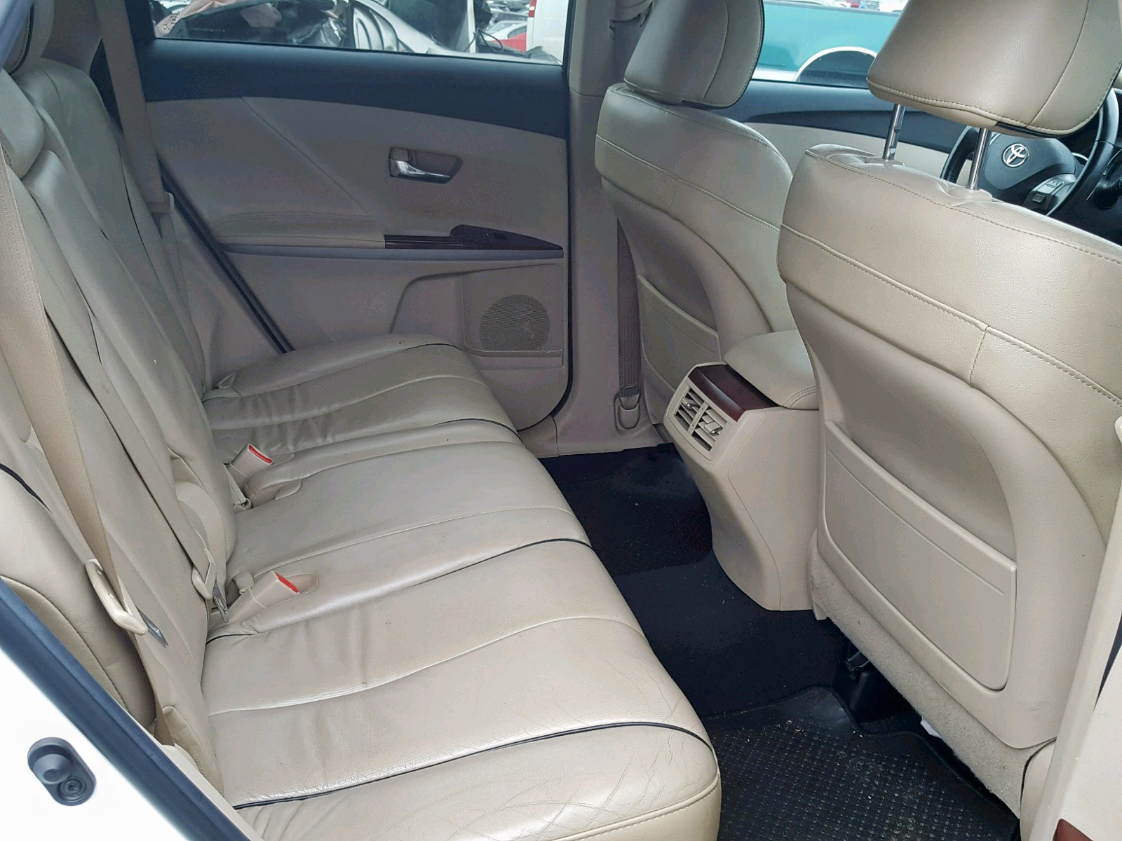 Foto 6 de la subasta – 2011 TOYOTA VENZA BASE con VIN 4T3ZK3BB0BU035802