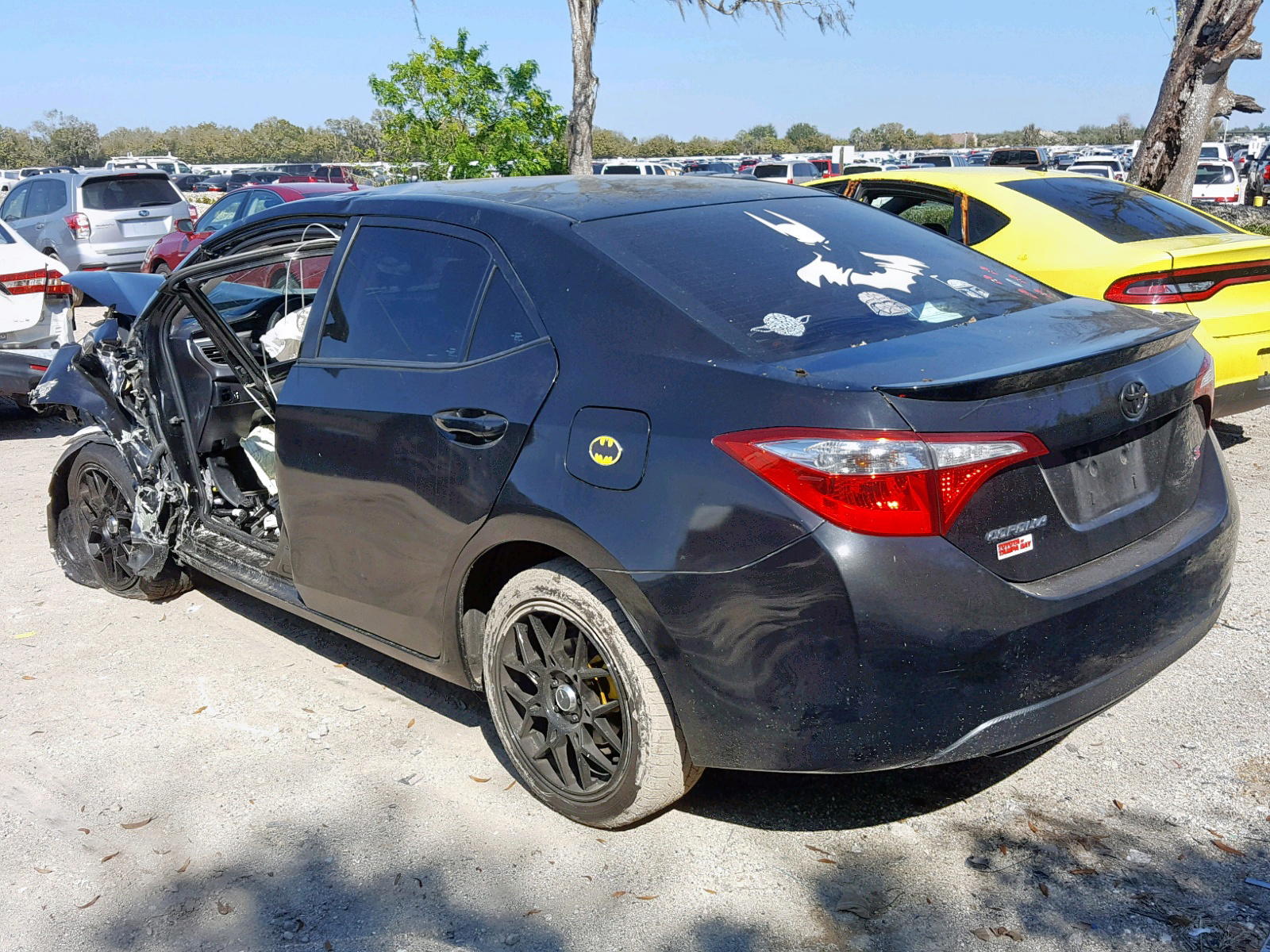 Photo 3 from auction – 2015 TOYOTA COROLLA L with VIN 2T1BURHE5FC259910