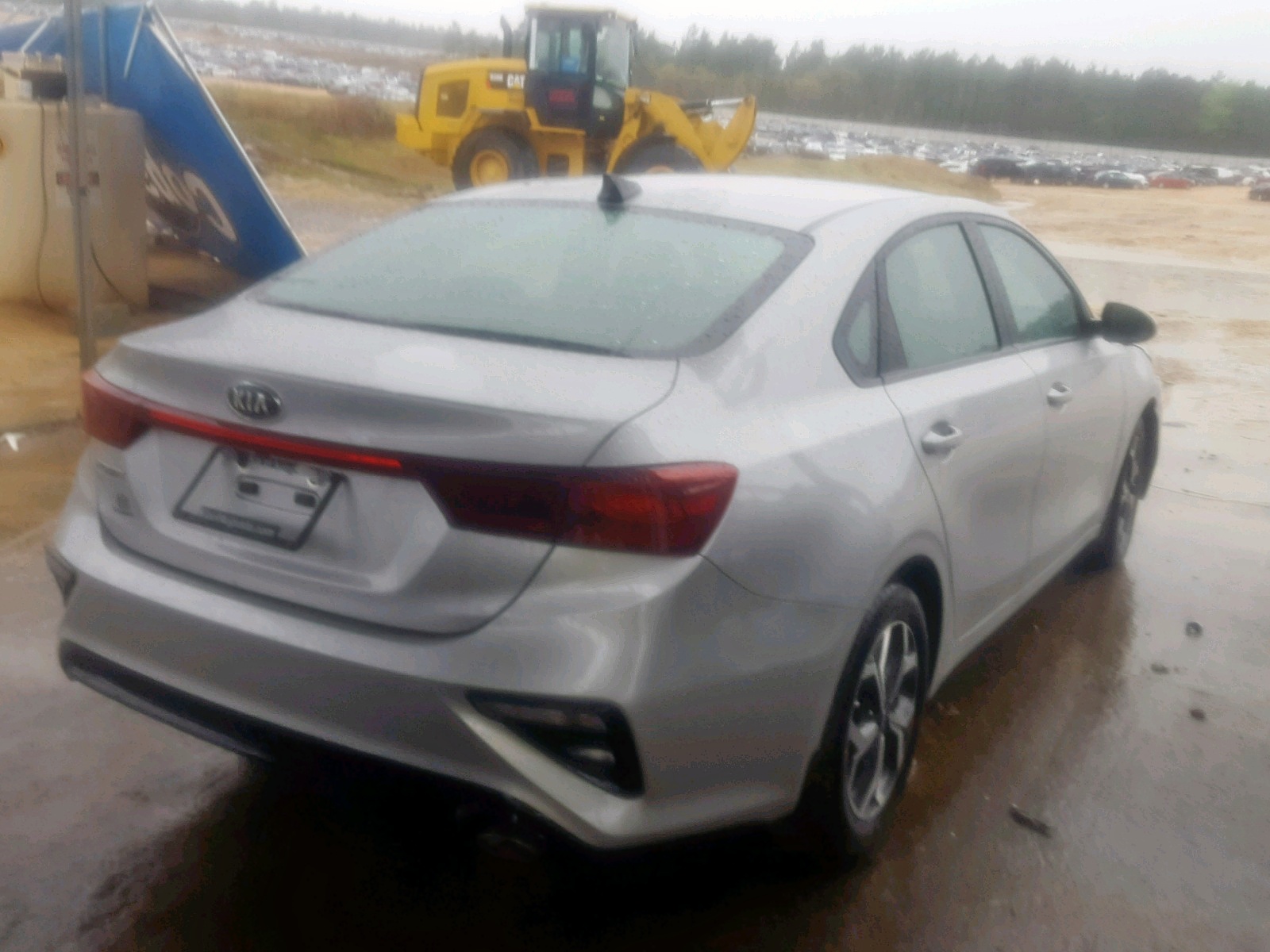 Photo 4 from auction – 2019 KIA FORTE FE with VIN 3KPF24AD8KE053438
