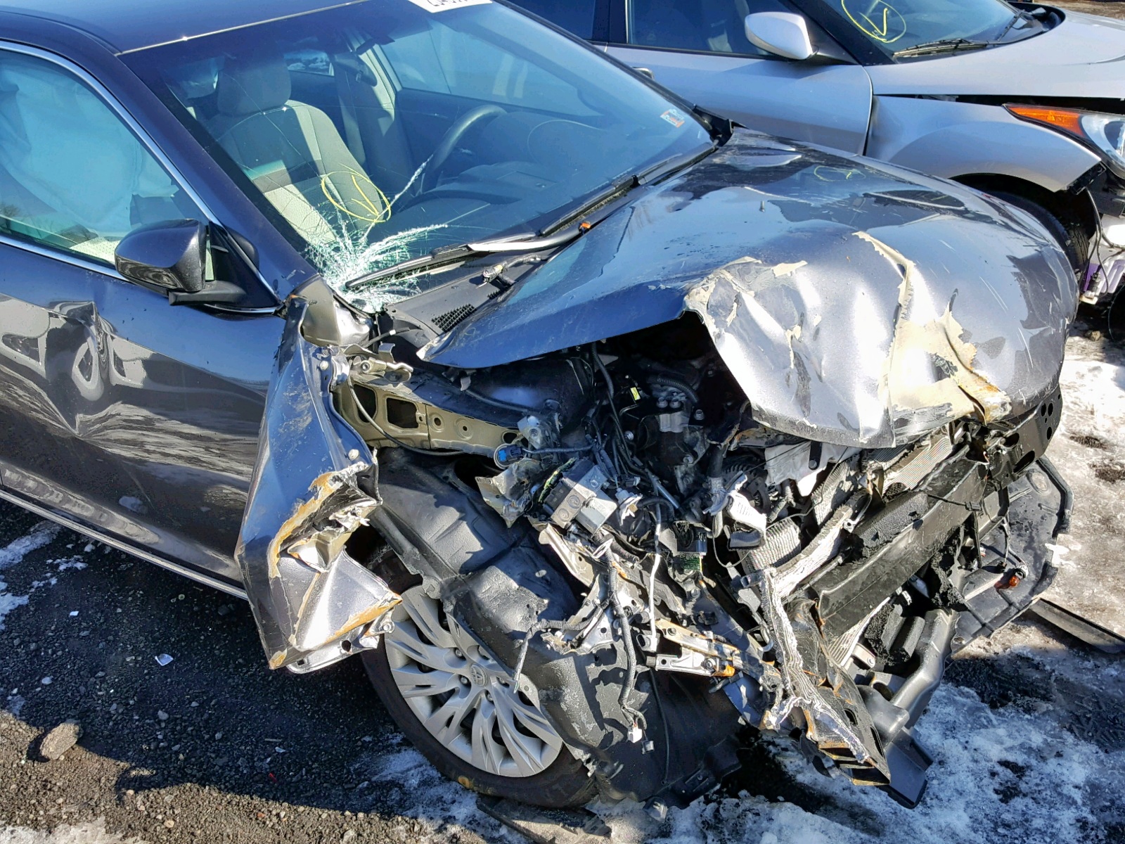 Photo 9 from auction – 2014 TOYOTA CAMRY L with VIN 4T4BF1FK7ER434813