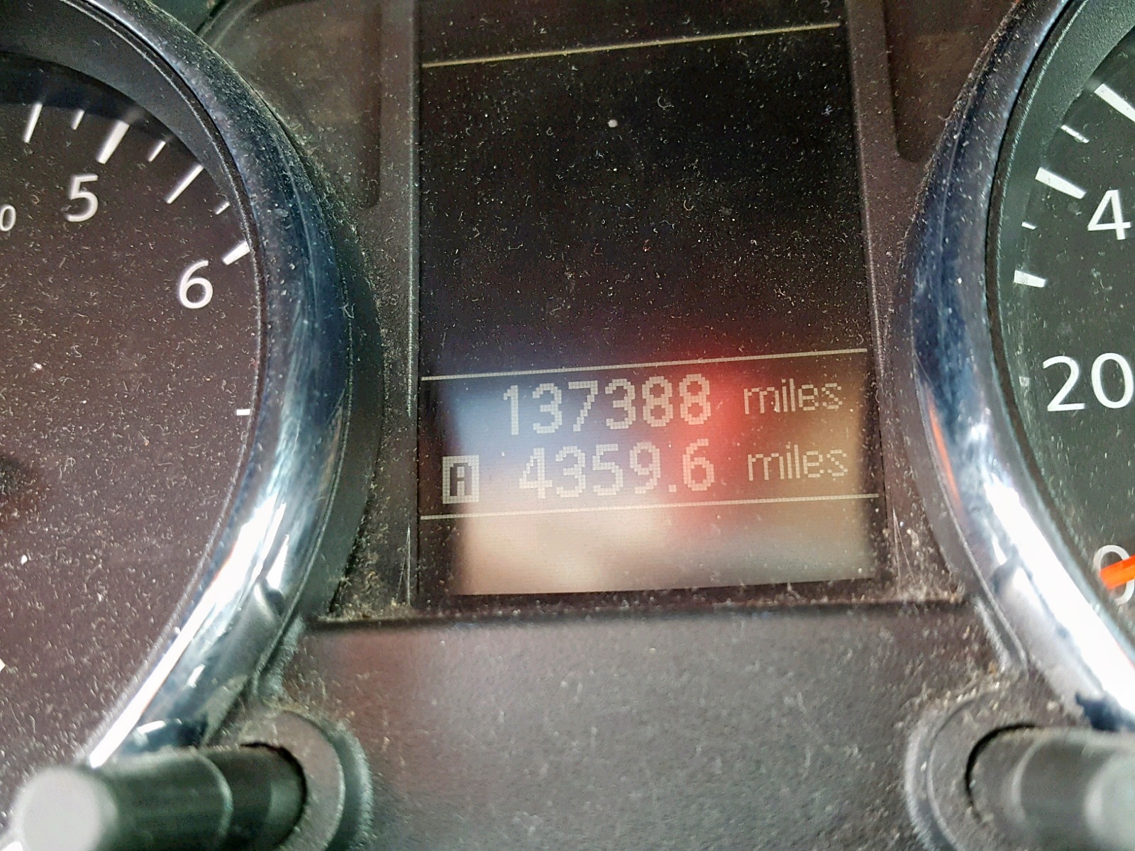 Photo 8 from auction – 2013 NISSAN ROGUE S with VIN JN8AS5MT6DW003704