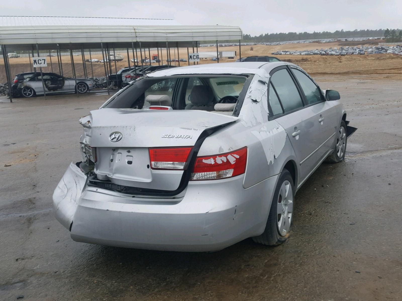 Photo 4 from auction – 2006 HYUNDAI SONATA GL with VIN KMHET46C06A134446