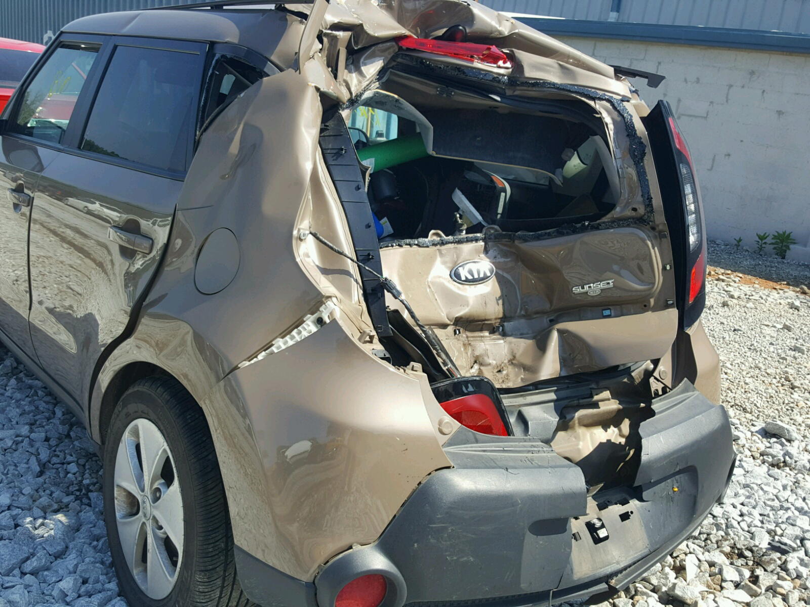 Photo 9 from auction – 2016 KIA SOUL with VIN KNDJN2A21G7295161