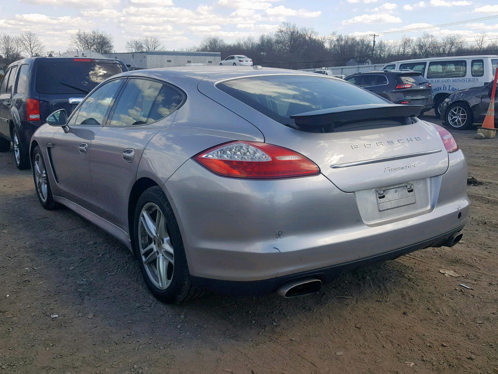 Photo 3 from auction – 2012 PORSCHE PANAMERA 2 with VIN WP0AA2A78CL013882