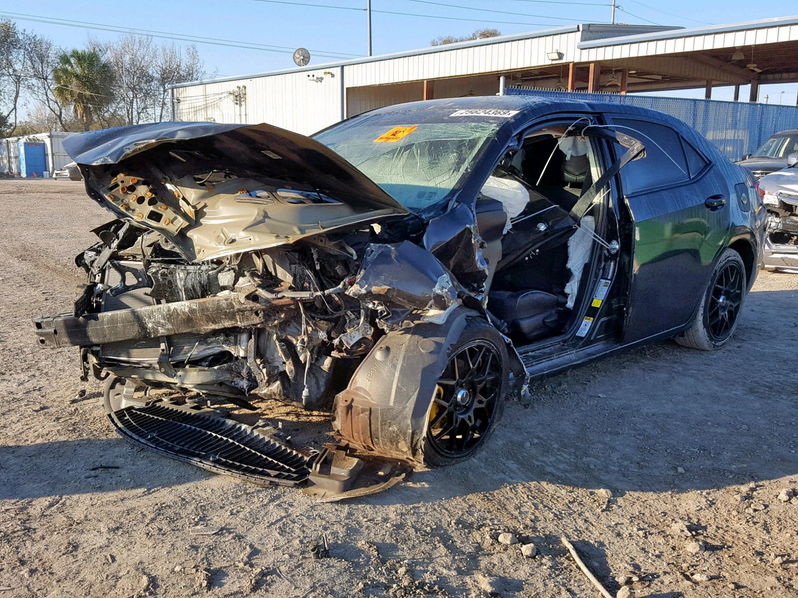Photo 2 from auction – 2015 TOYOTA COROLLA L with VIN 2T1BURHE5FC259910