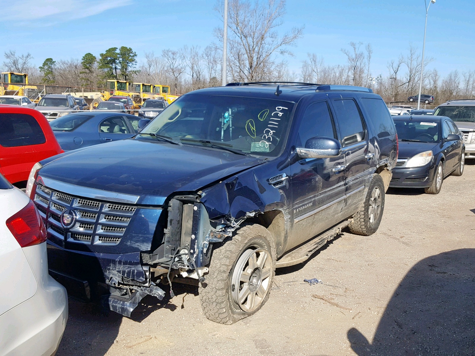 Photo 2 from auction – 2009 CADILLAC ESCALADE with VIN 1GYFK13259R228232