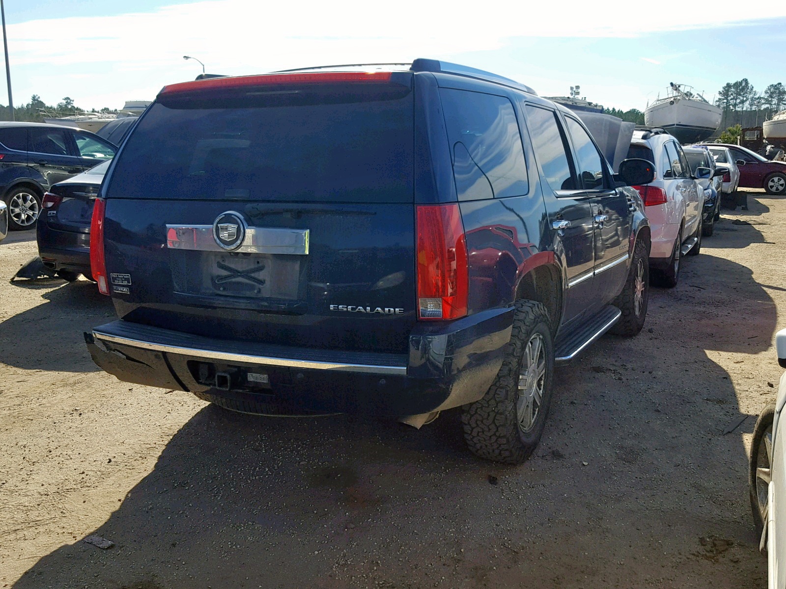 Photo 4 from auction – 2009 CADILLAC ESCALADE with VIN 1GYFK13259R228232