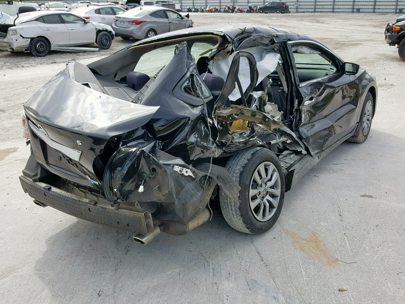 Photo 4 from auction – 2014 NISSAN ALTIMA 2.5 with VIN 1N4AL3APXEC106007