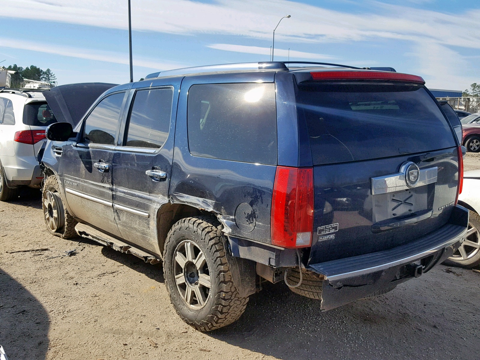 Photo 3 from auction – 2009 CADILLAC ESCALADE with VIN 1GYFK13259R228232
