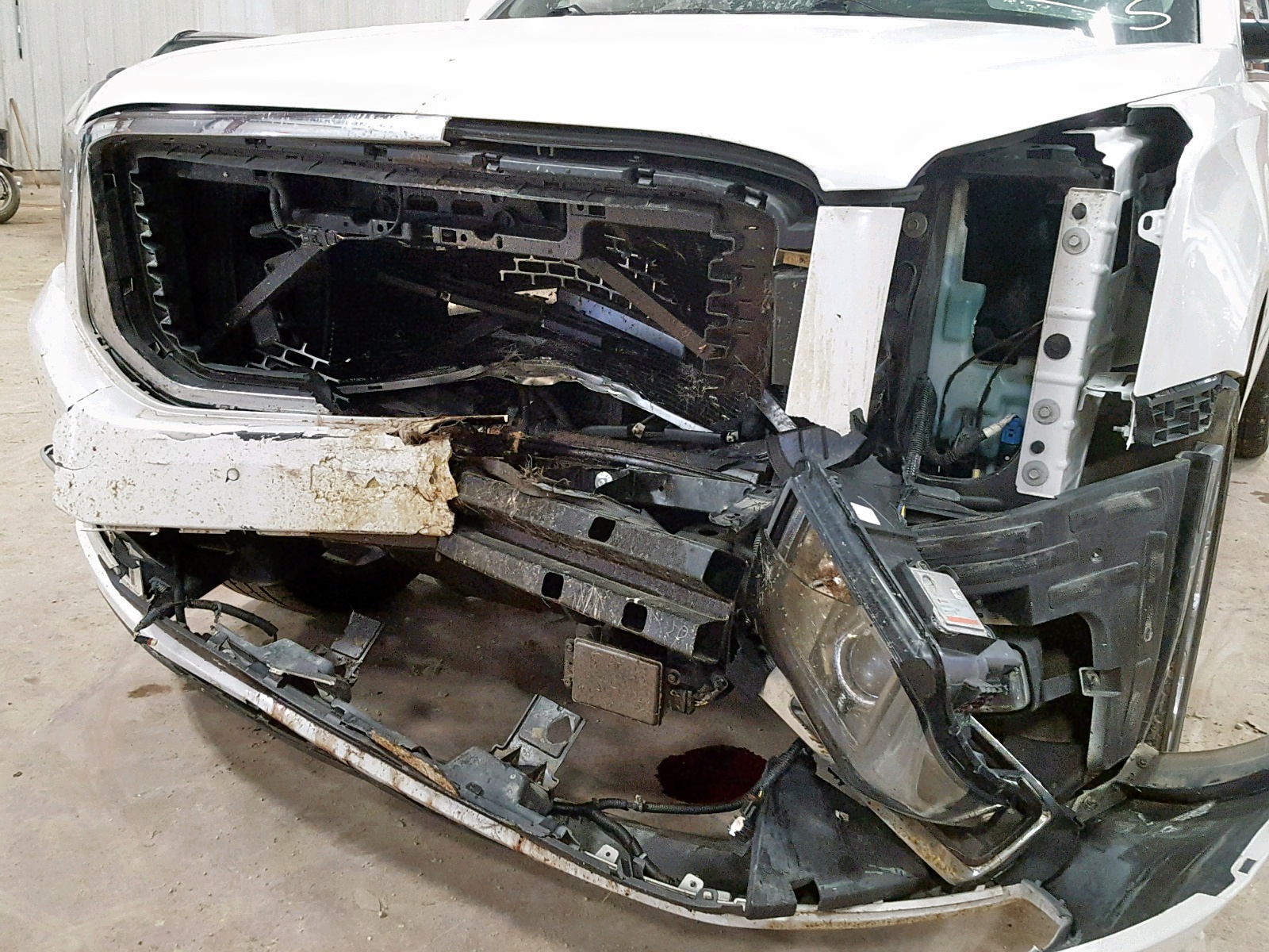 Photo 9 from auction – 2015 GMC YUKON DENA with VIN 1GKS2CKJ6FR731566